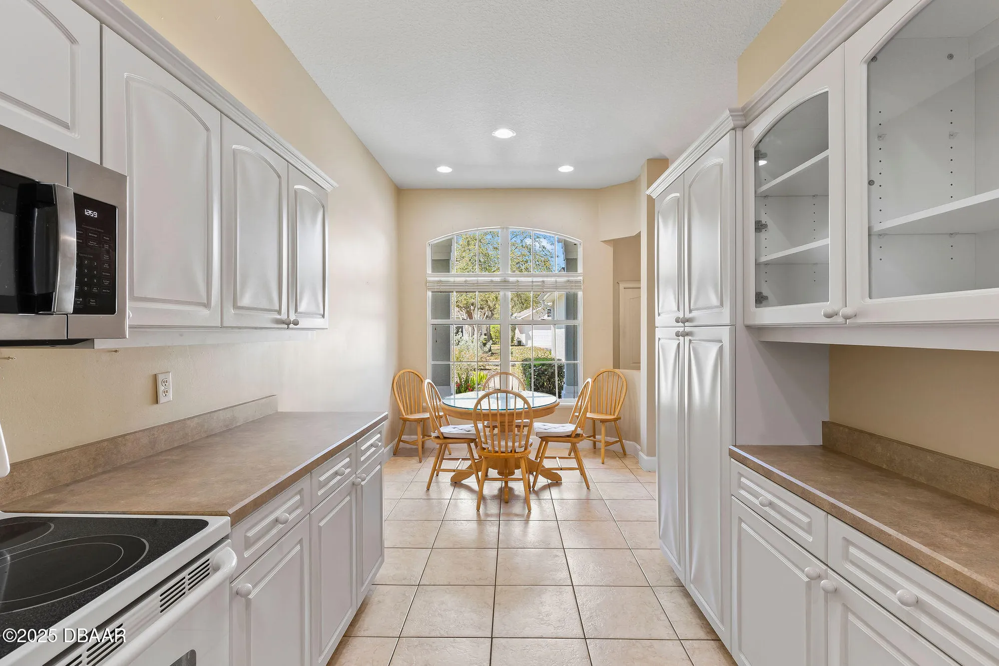 Property Slideshow image 9 of 89 | 1422 carlow cir, Ormond Beach, FL, 32174