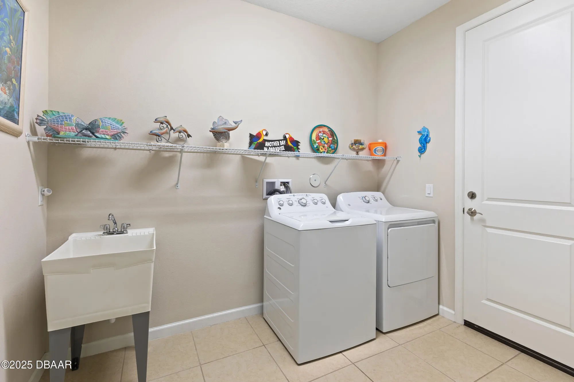 Property Slideshow image 29 of 101 | 227 coral reef way, Daytona Beach, FL, 32124