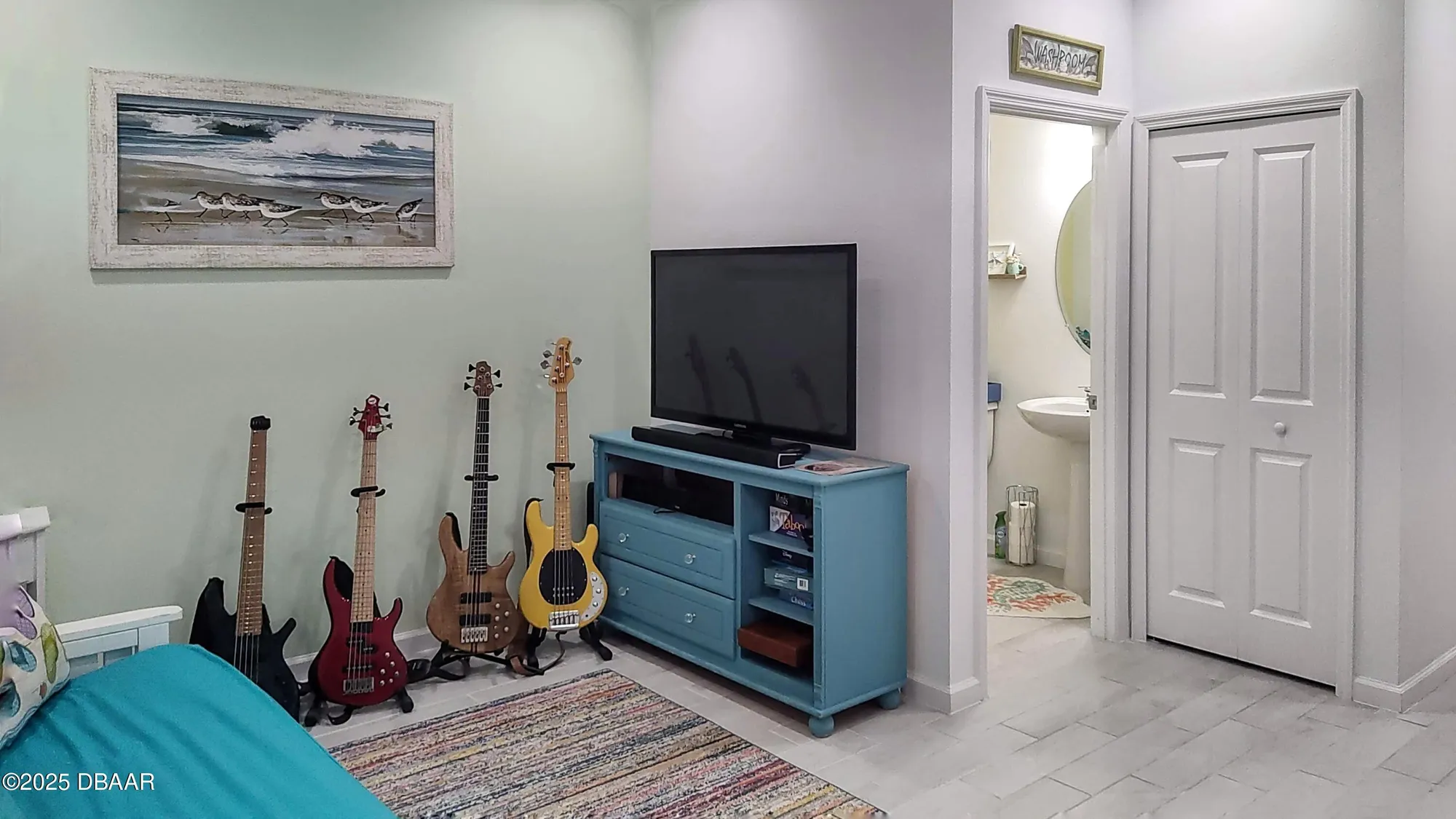 Property Slideshow image 28 of 81 | 710 coral reef way, Daytona Beach, FL, 32124