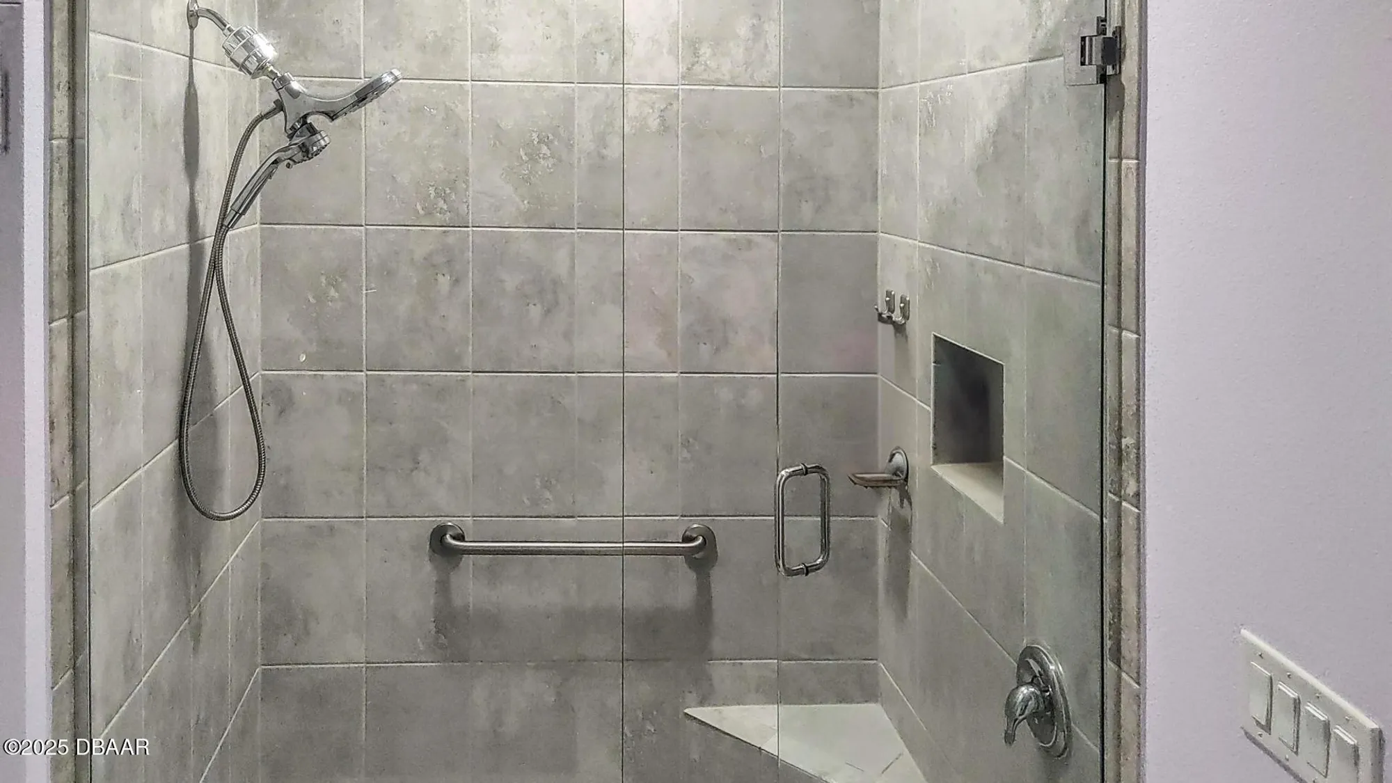 Property Slideshow image 25 of 81 | 710 coral reef way, Daytona Beach, FL, 32124