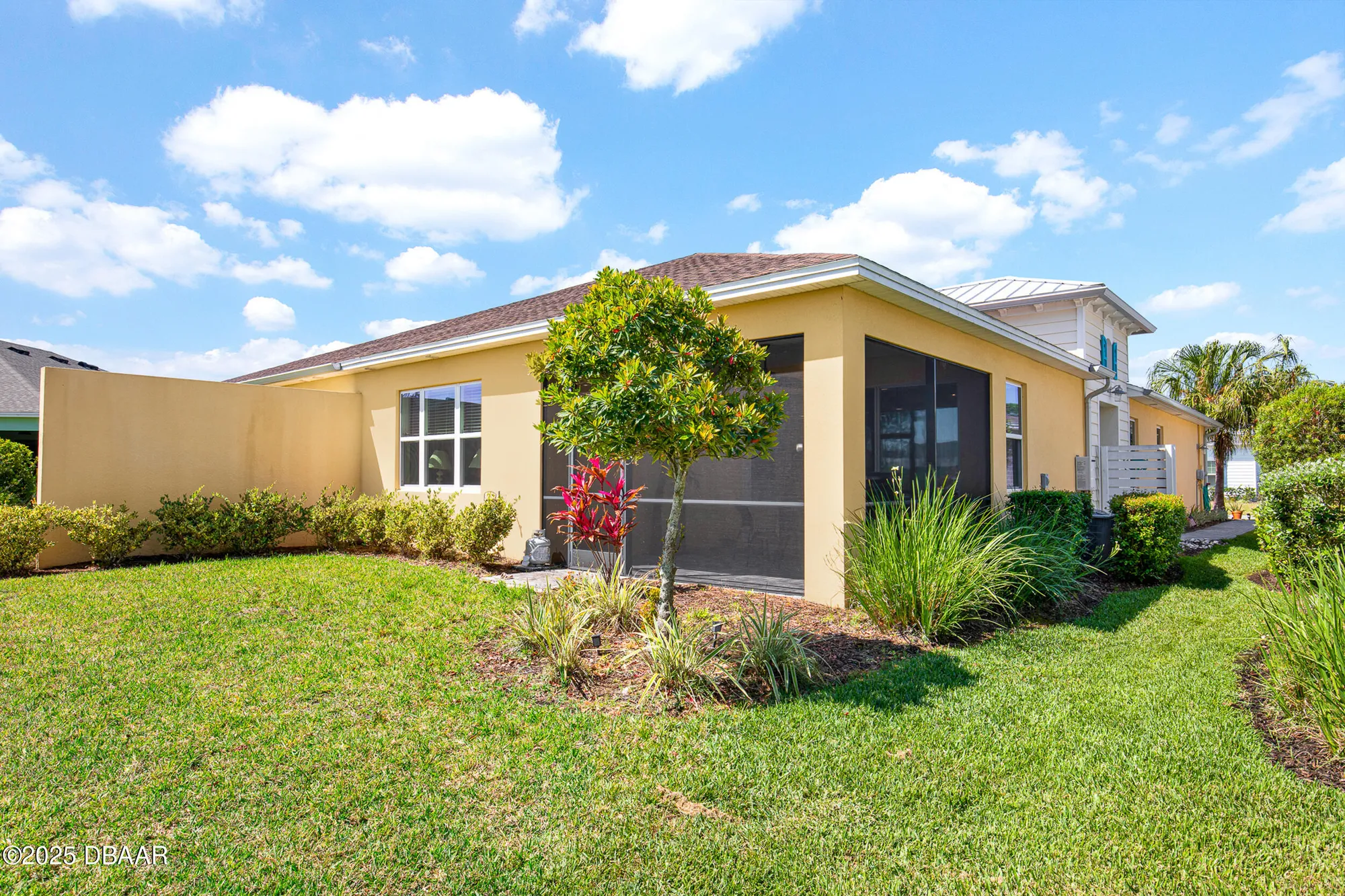 Property Slideshow image 35 of 100 | 914 attitude ave, Daytona Beach, FL, 32124