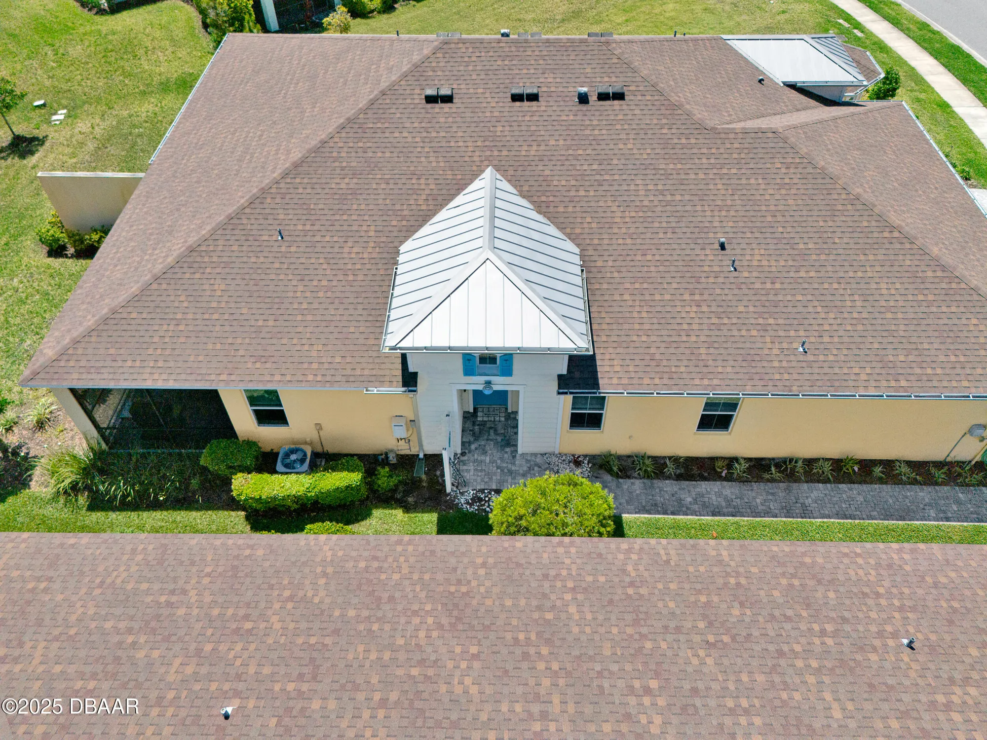 Property Slideshow image 38 of 100 | 914 attitude ave, Daytona Beach, FL, 32124