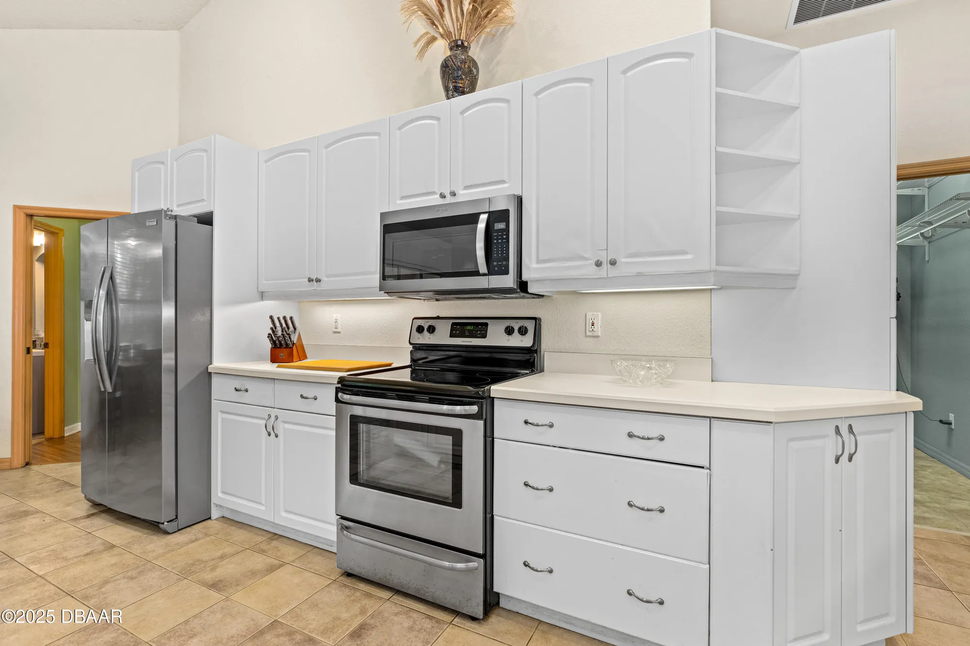 Property Slideshow image 17 of 51 | 4121 salina ln, Ormond Beach, FL, 32174