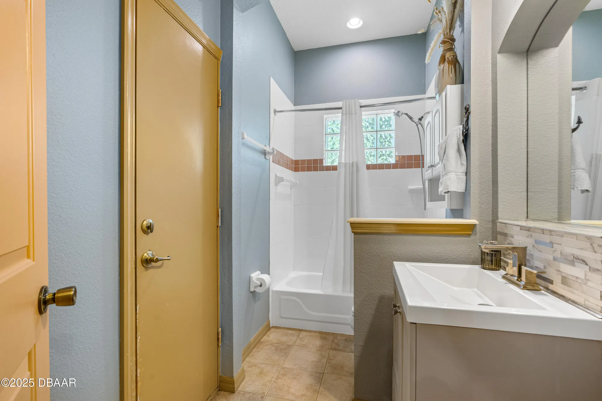 Property Slideshow image 35 of 51 | 4121 salina ln, Ormond Beach, FL, 32174