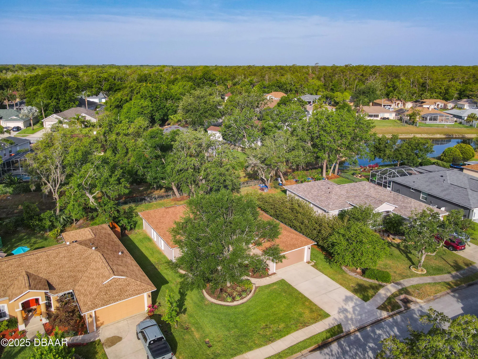Property Slideshow image 3 of 55 | 6037 whispering trees ln, Port Orange, FL, 32128