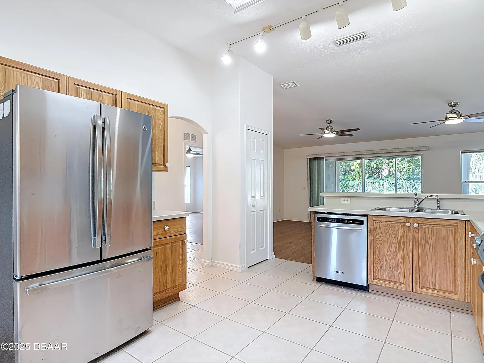 Property Slideshow image 17 of 55 | 6037 whispering trees ln, Port Orange, FL, 32128