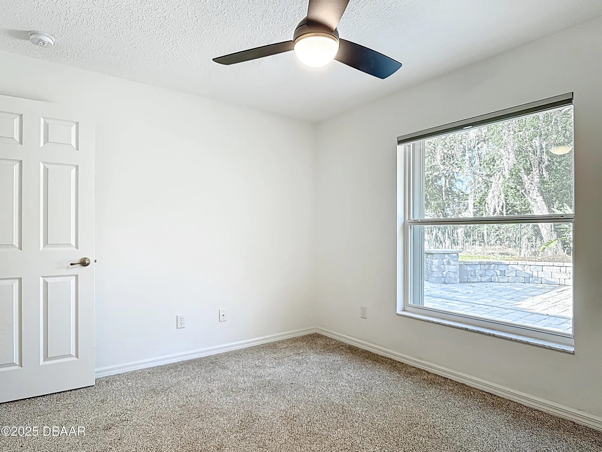 Property Slideshow image 31 of 55 | 6037 whispering trees ln, Port Orange, FL, 32128