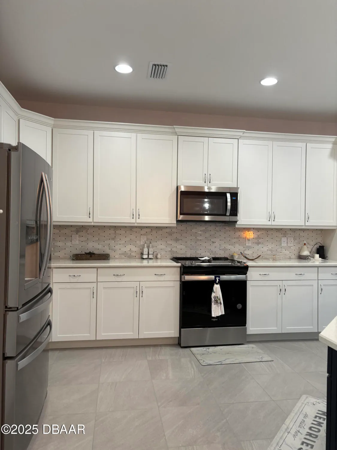 Property Slideshow image 19 of 88 | 298 hang loose way, Daytona Beach, FL, 32124