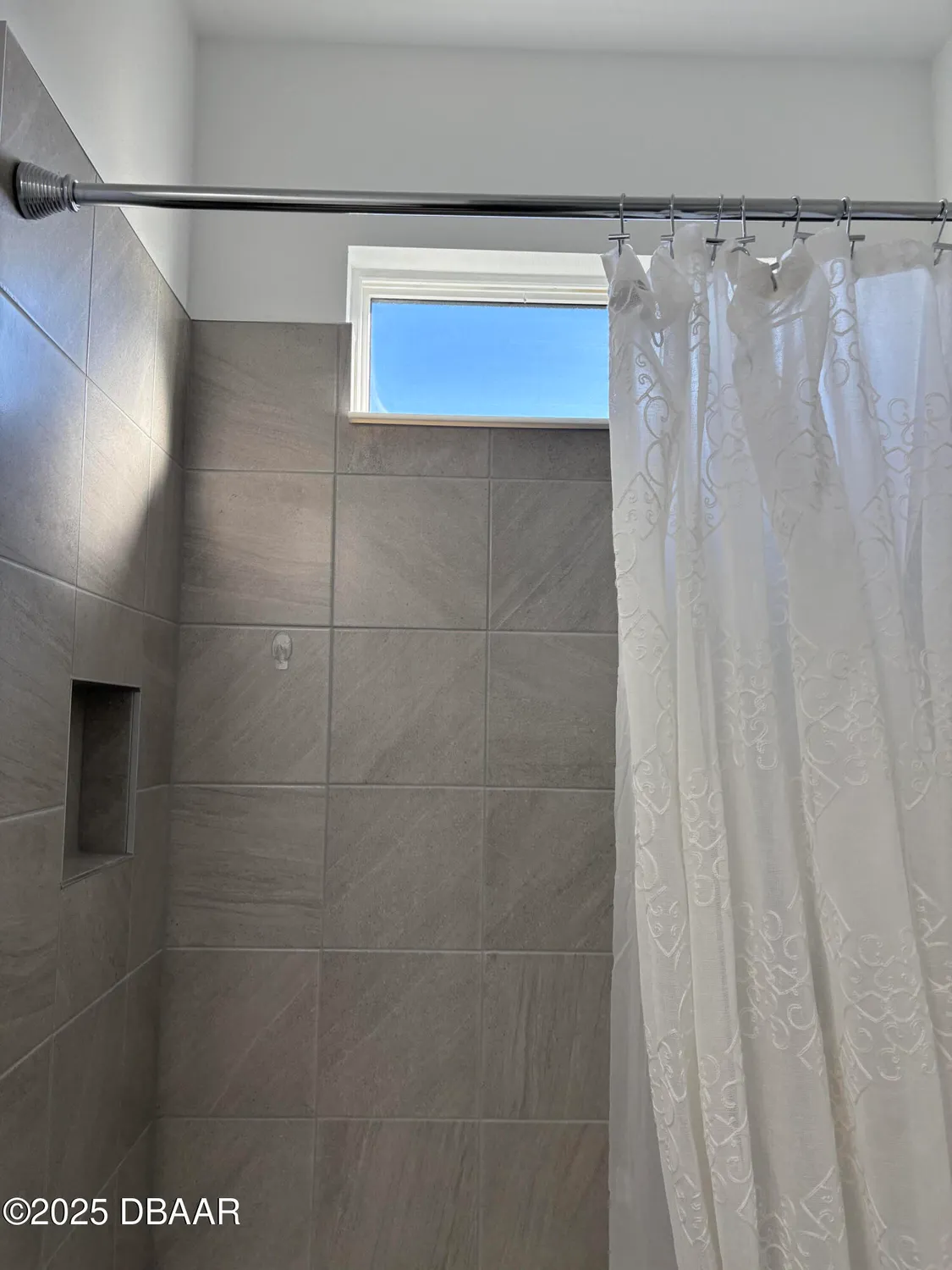 Property Slideshow image 27 of 88 | 298 hang loose way, Daytona Beach, FL, 32124