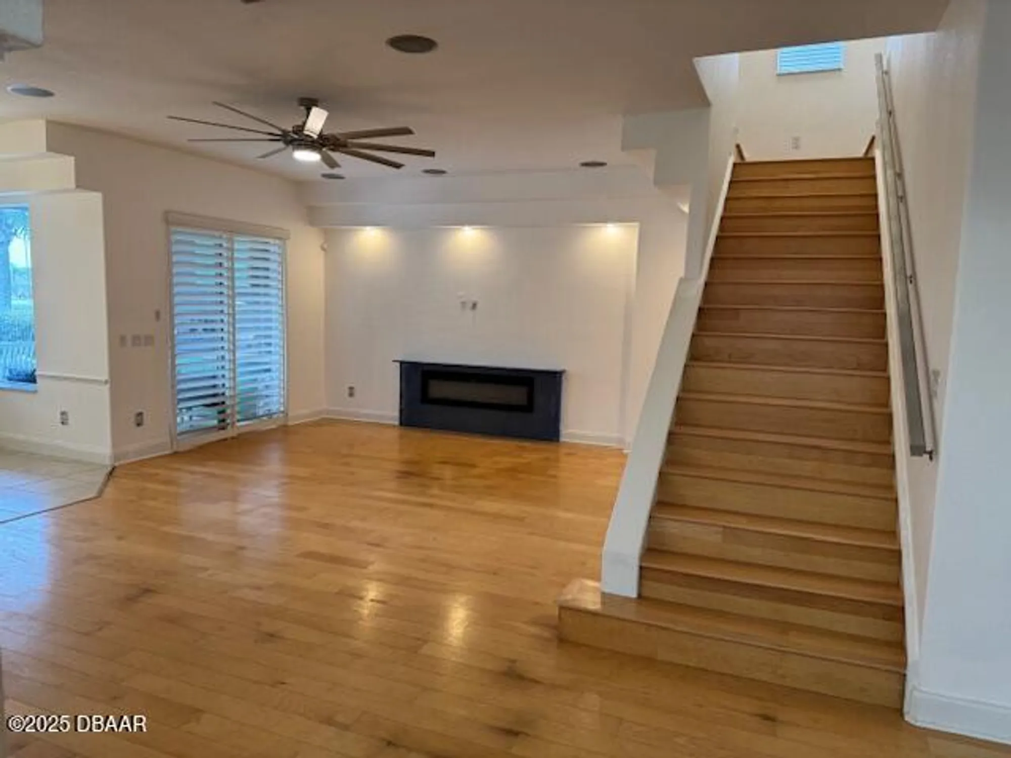 Property Slideshow image 12 of 63 | 594 marisol dr, New Smyrna Beach, FL, 32168