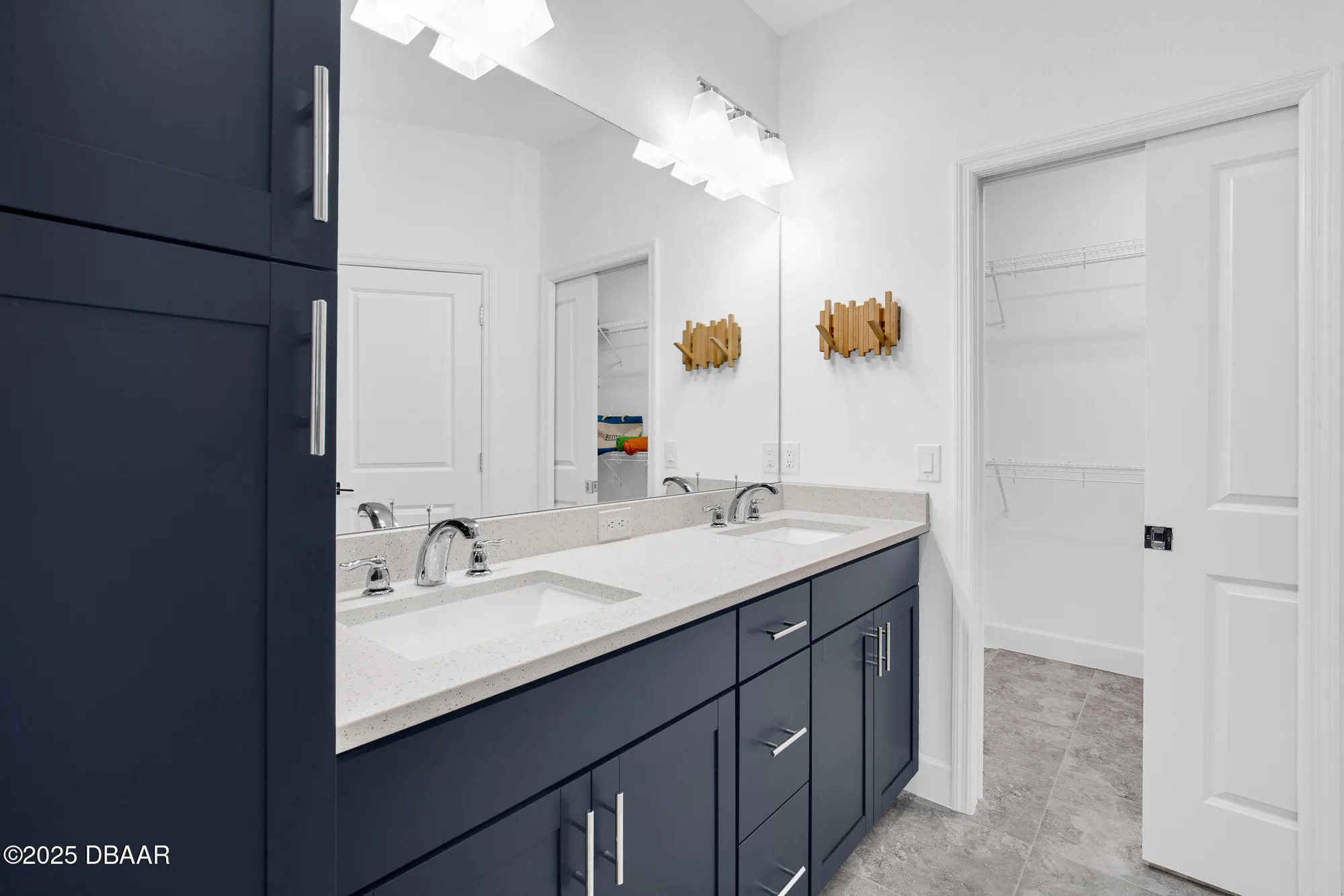 Property Slideshow image 21 of 71 | 913 bama breeze dr, Daytona Beach, FL, 32124