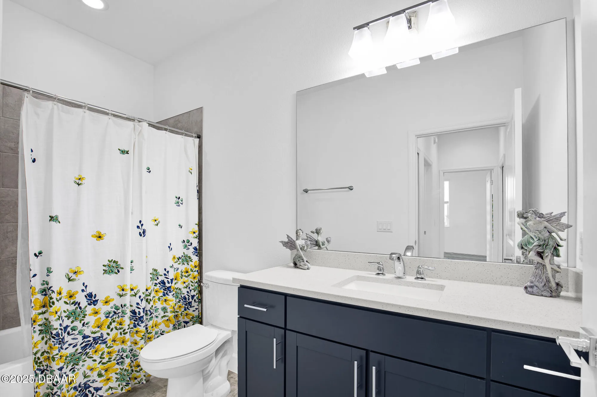 Property Slideshow image 26 of 71 | 913 bama breeze dr, Daytona Beach, FL, 32124