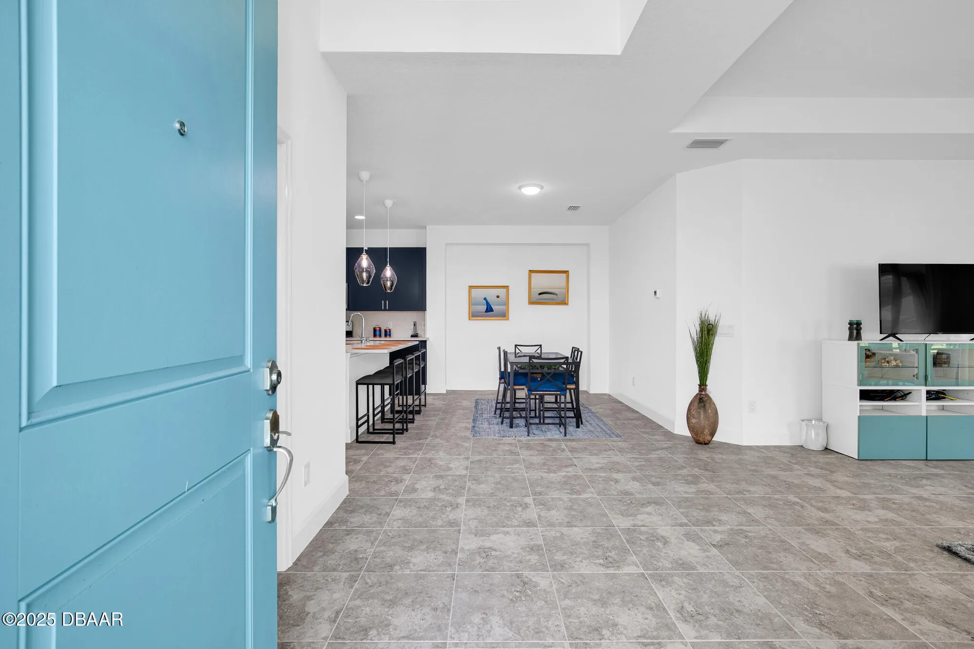 Property Slideshow image 5 of 71 | 913 bama breeze dr, Daytona Beach, FL, 32124