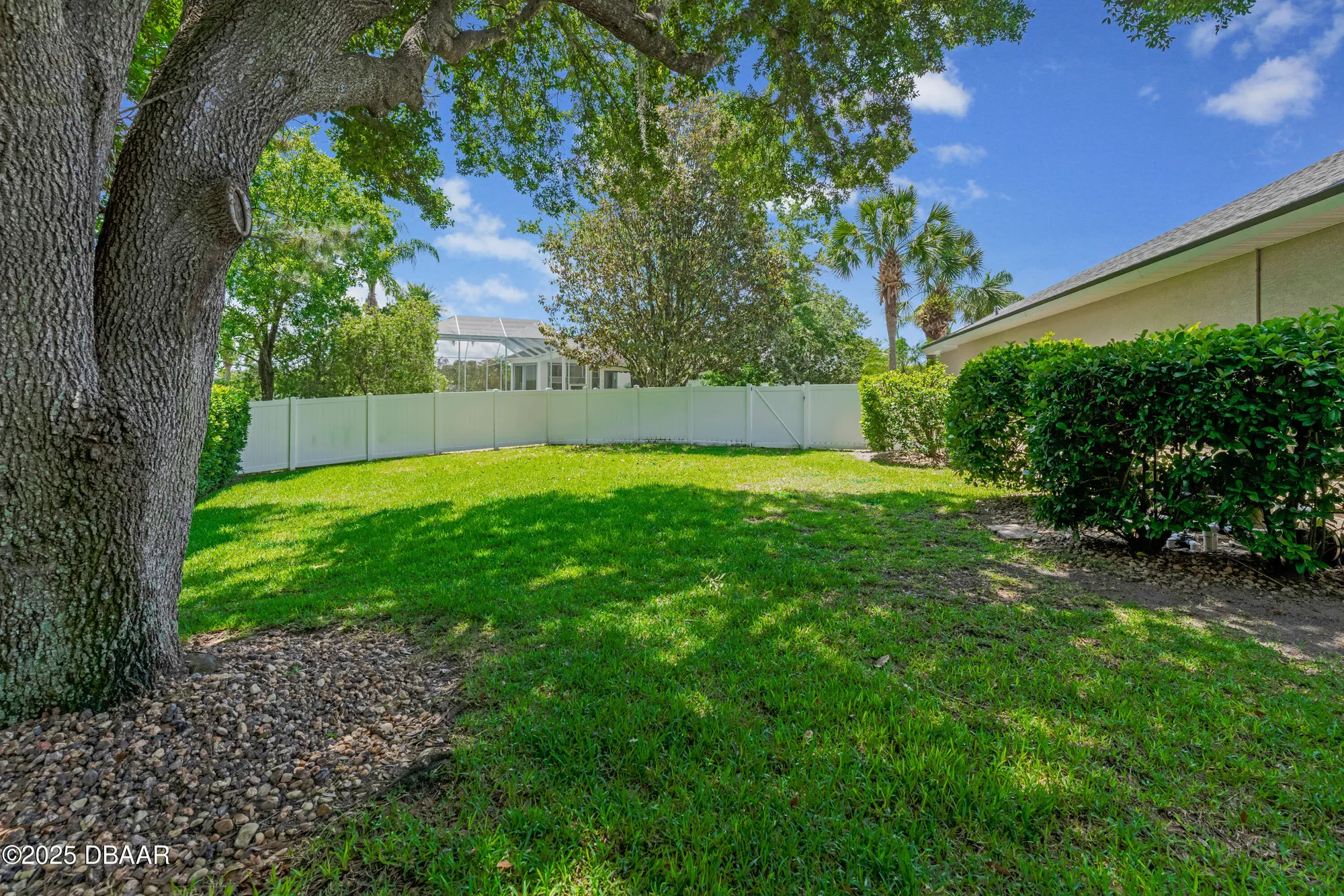 Property Slideshow image 25 of 55 | 4 creek bend way, Ormond Beach, FL, 32174