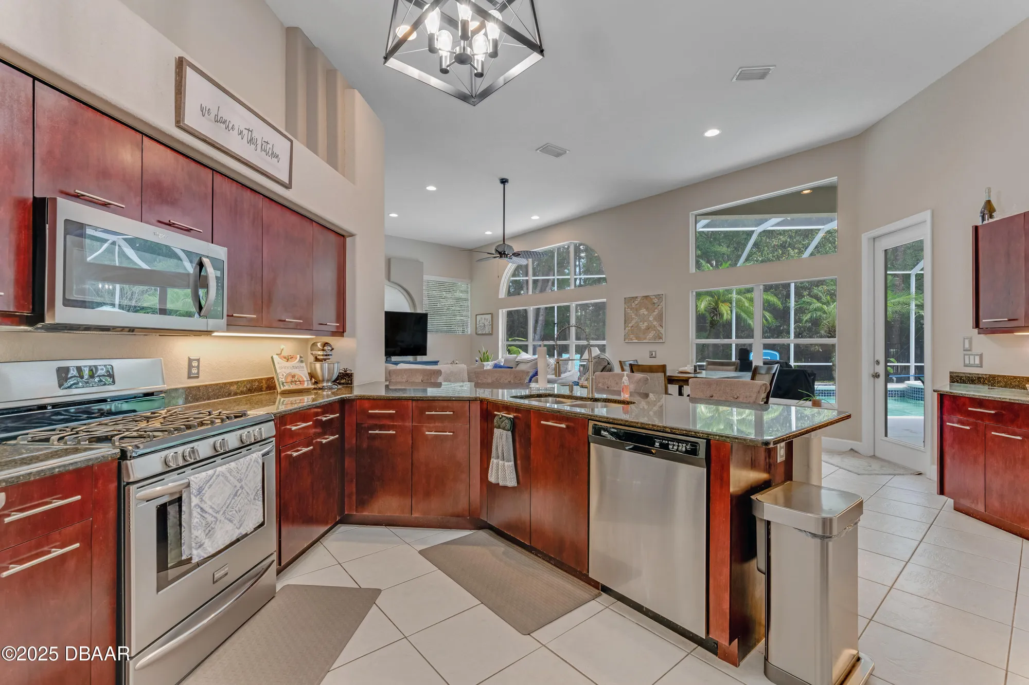Property Slideshow image 41 of 55 | 4 creek bend way, Ormond Beach, FL, 32174