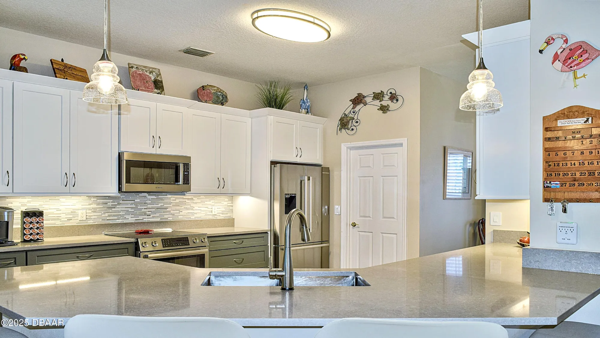 Property Slideshow image 13 of 65 | 1240 hampstead ln, Ormond Beach, FL, 32174