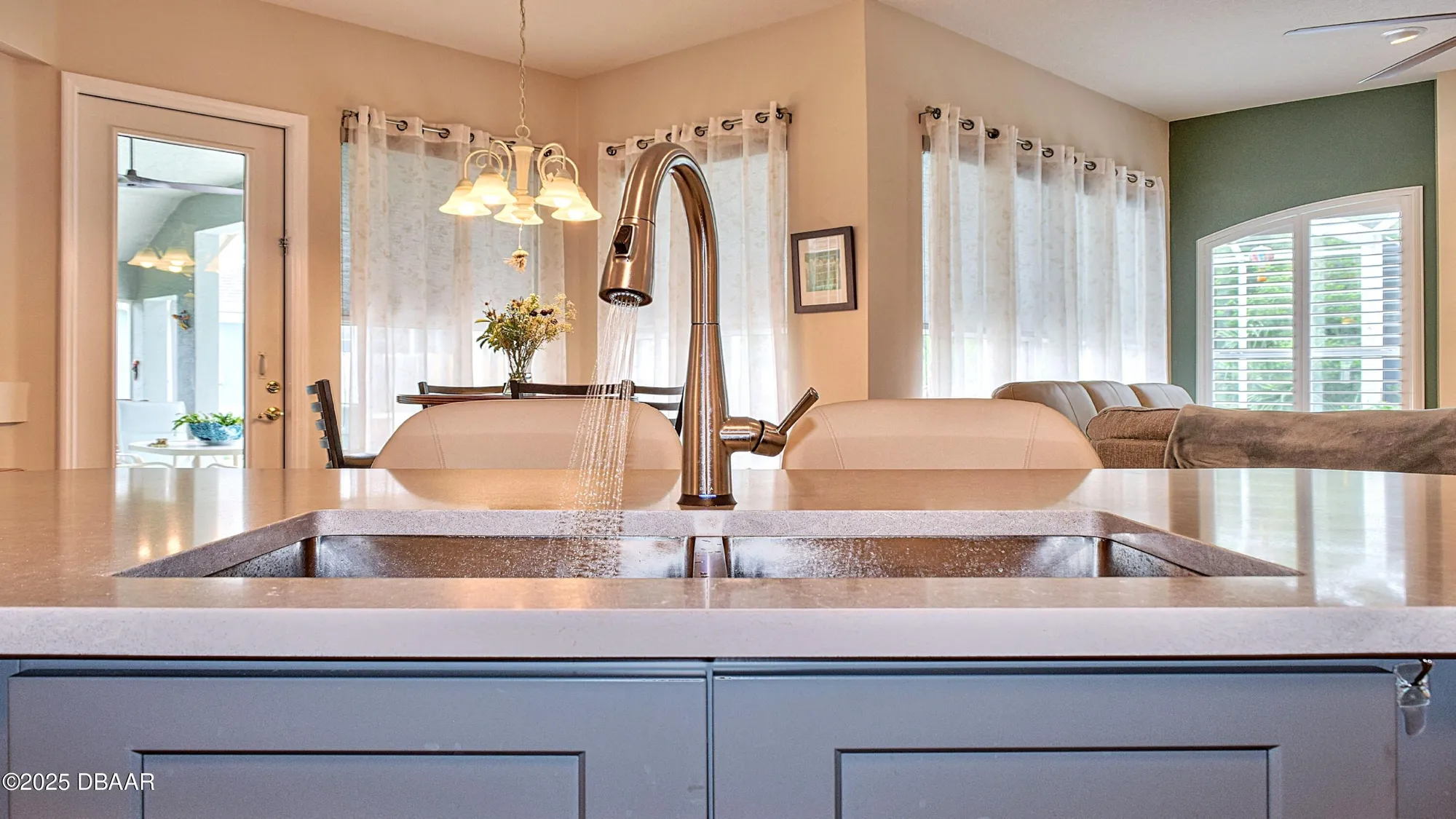 Property Slideshow image 17 of 65 | 1240 hampstead ln, Ormond Beach, FL, 32174