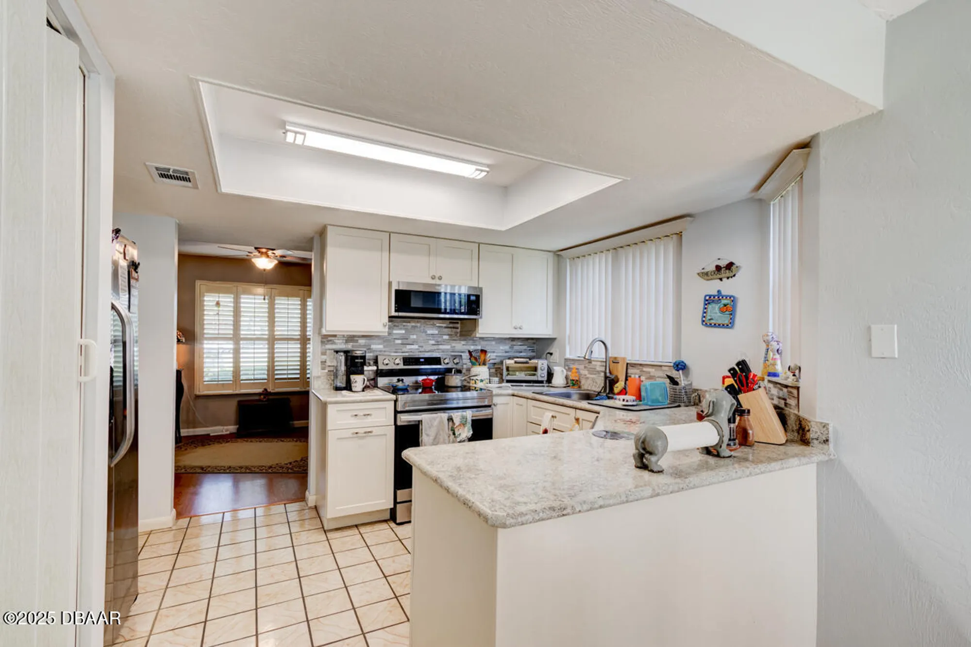 Property Slideshow image 10 of 21 | 102 blue heron dr a, Daytona Beach, FL, 32119