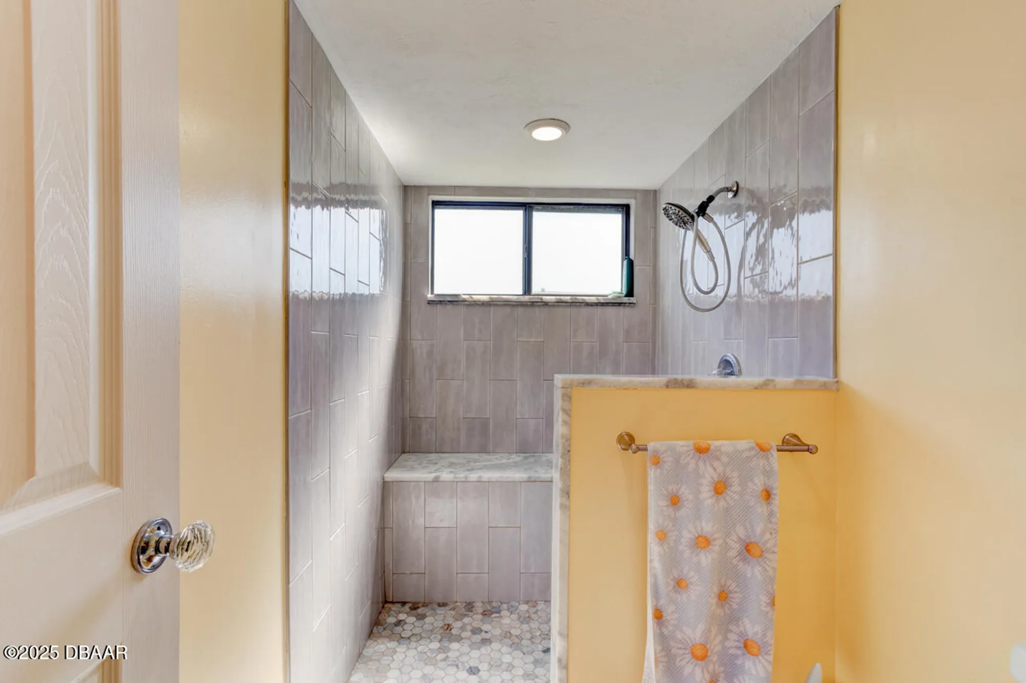 Property Slideshow image 19 of 21 | 102 blue heron dr a, Daytona Beach, FL, 32119