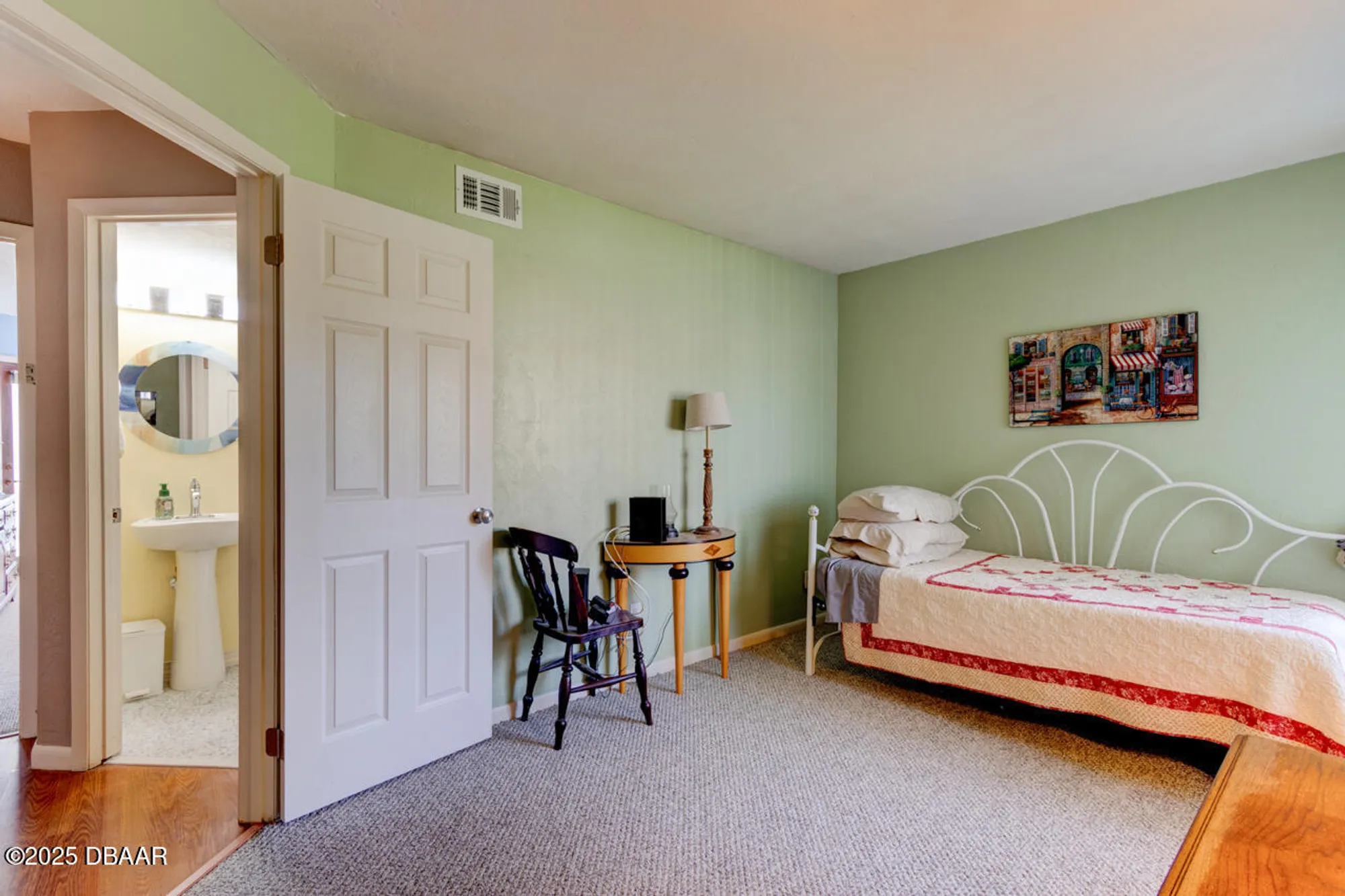 Property Slideshow image 16 of 21 | 102 blue heron dr a, Daytona Beach, FL, 32119