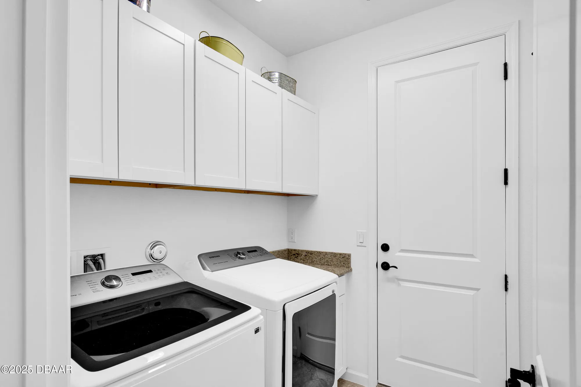 Property Slideshow image 27 of 93 | 203 gypsy palace ln, Daytona Beach, FL, 32124