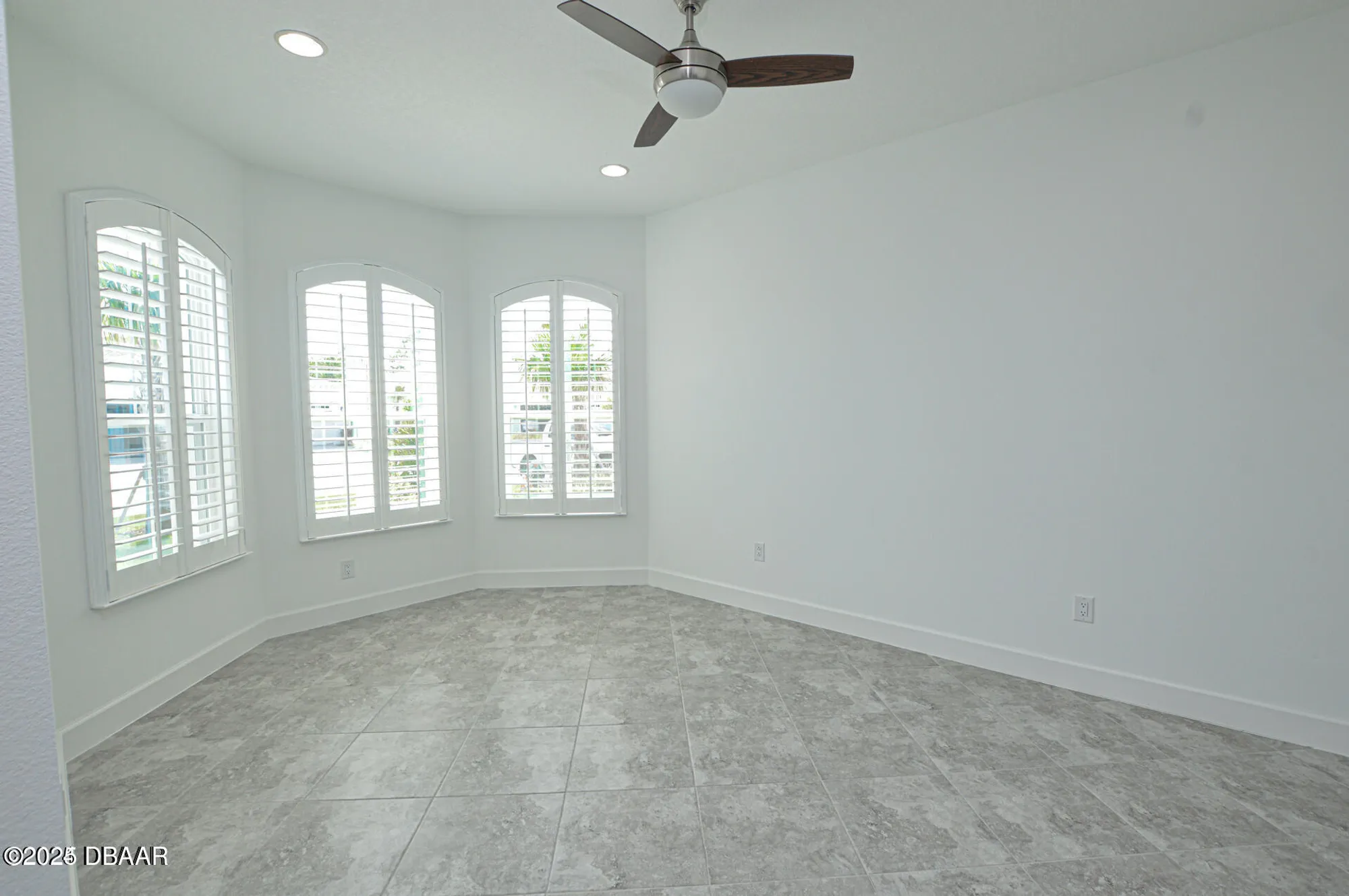 Property Slideshow image 5 of 41 | 703 coral reef way, Daytona Beach, FL, 32124