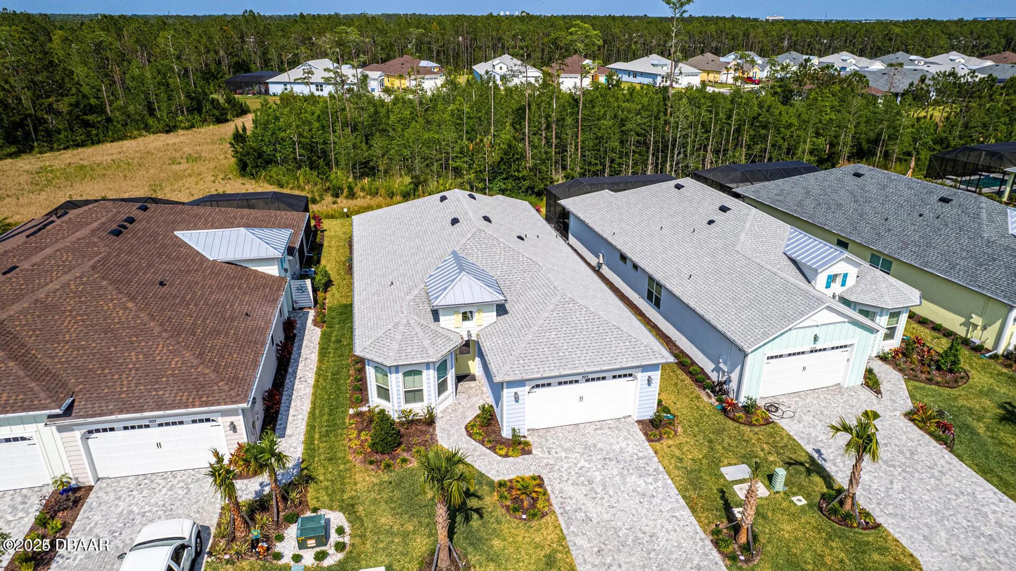 Property Slideshow image 7 of 41 | 703 coral reef way, Daytona Beach, FL, 32124