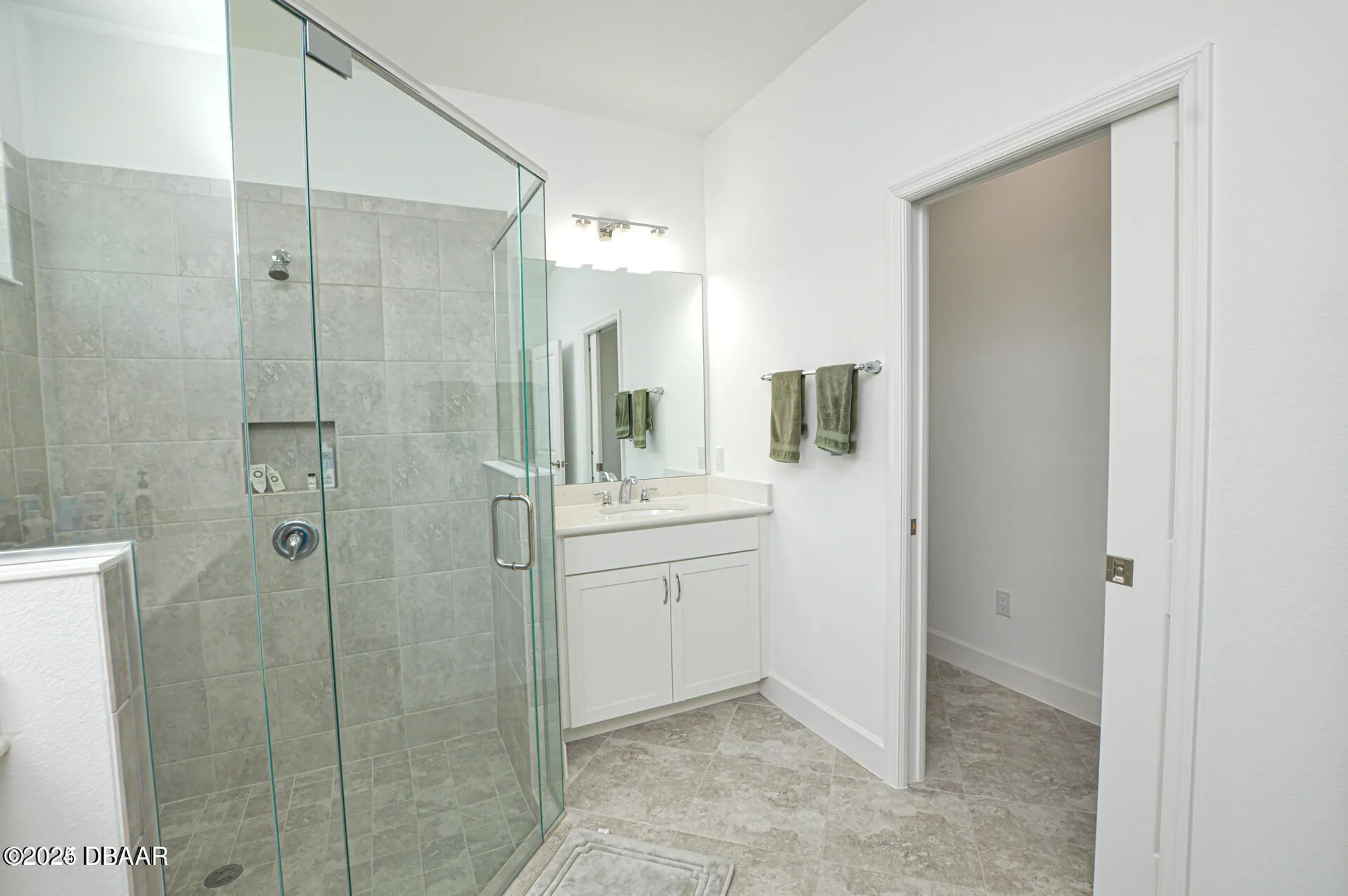 Property Slideshow image 10 of 41 | 703 coral reef way, Daytona Beach, FL, 32124