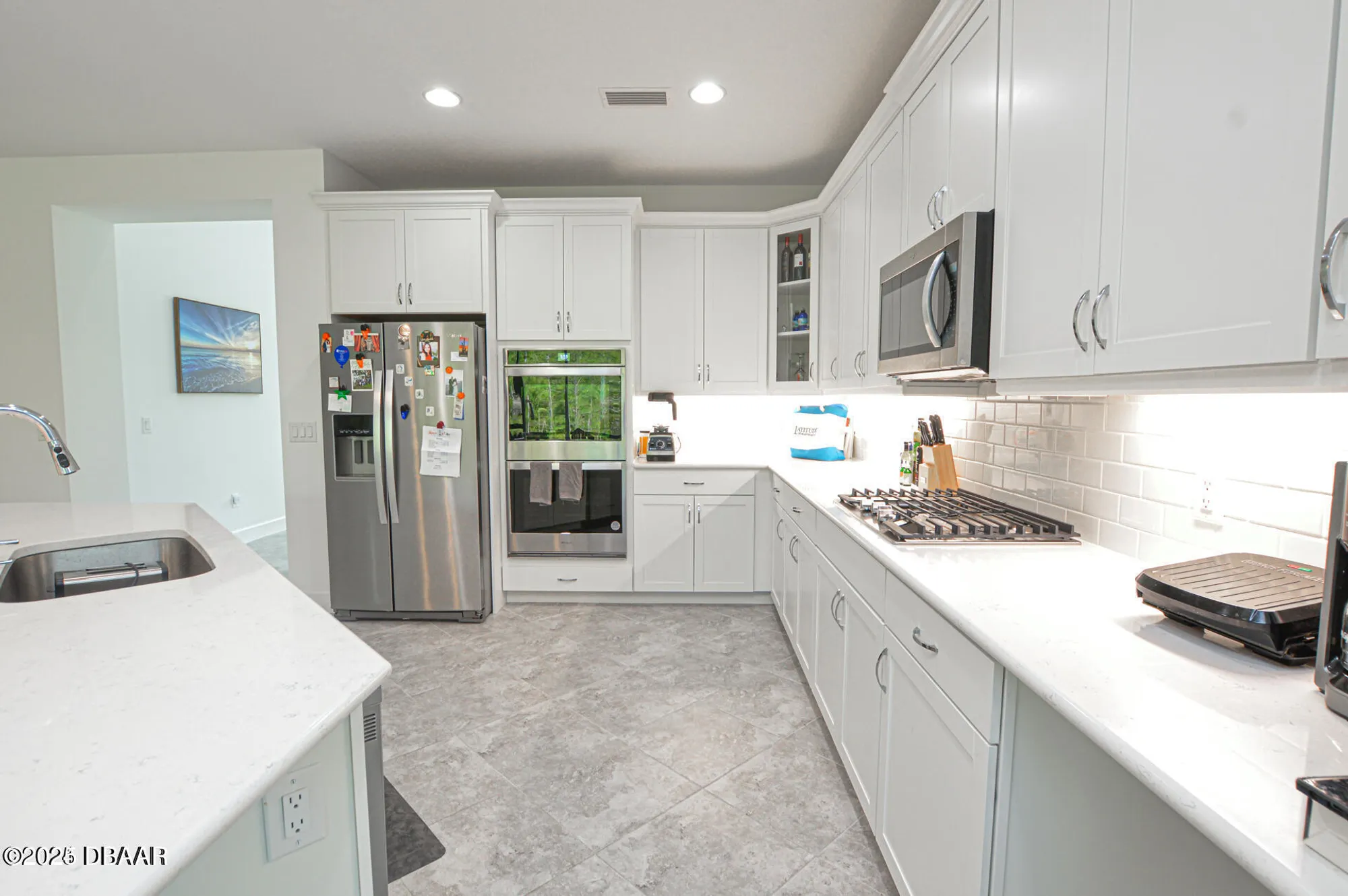 Property Slideshow image 16 of 41 | 703 coral reef way, Daytona Beach, FL, 32124