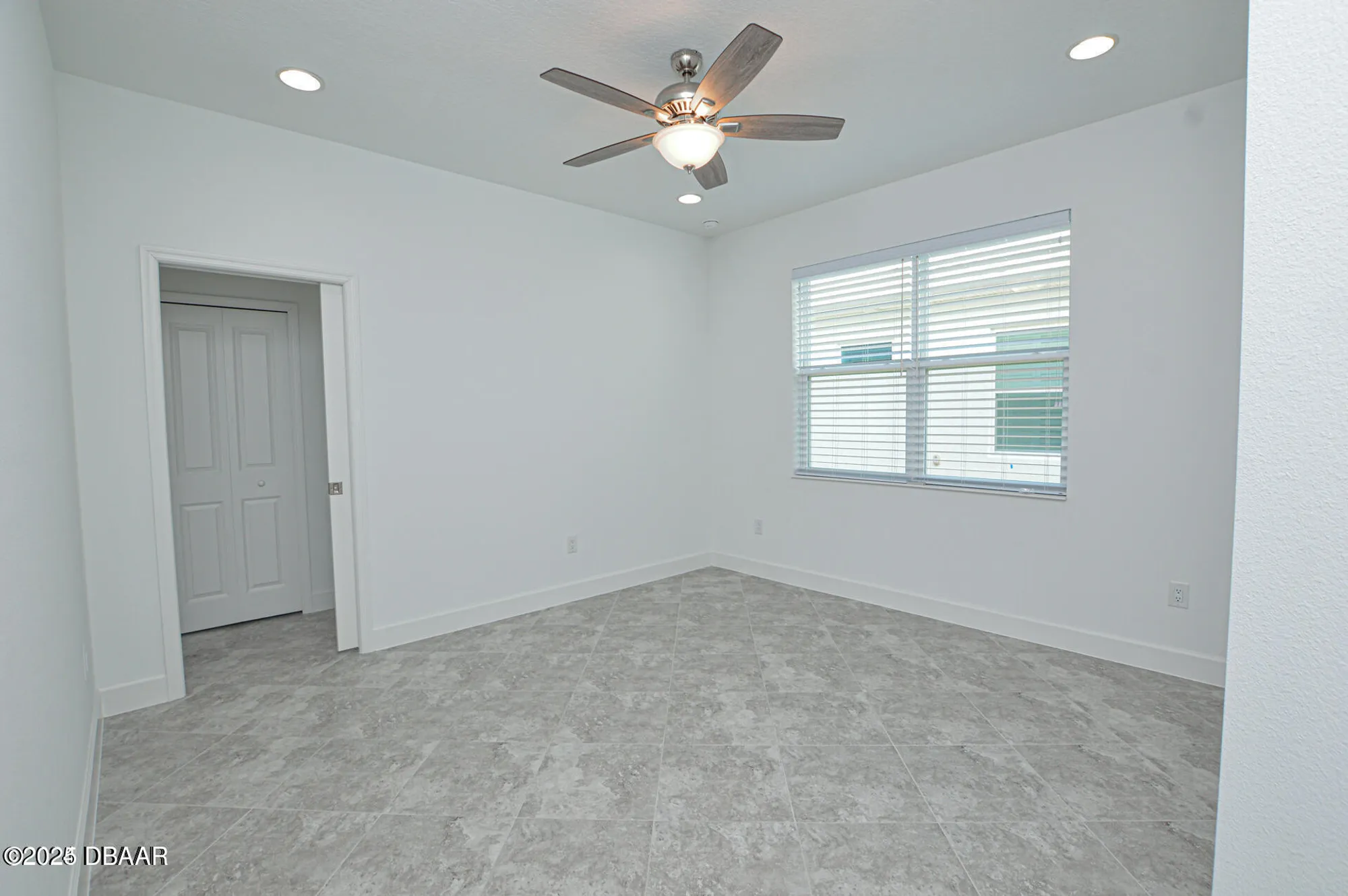 Property Slideshow image 18 of 41 | 703 coral reef way, Daytona Beach, FL, 32124