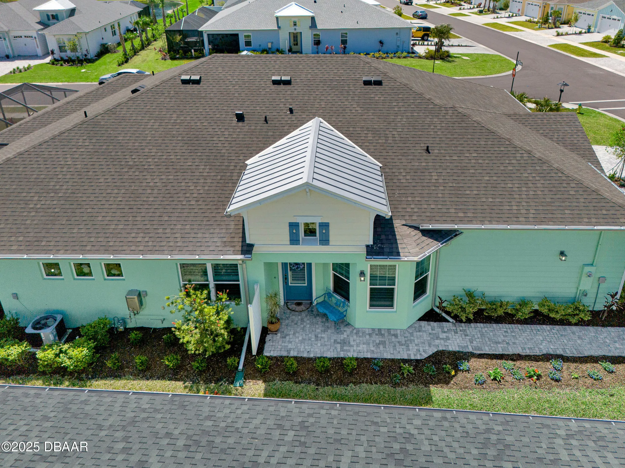 Property Slideshow image 40 of 77 | 899 margaritaville ave, Daytona Beach, FL, 32124