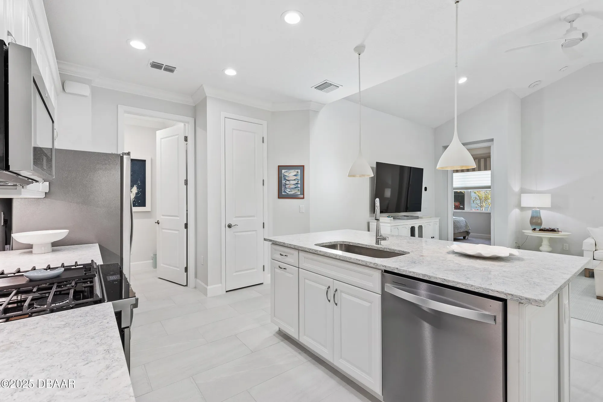 Property Slideshow image 11 of 103 | 148 gypsy palace ln, Daytona Beach, FL, 32124