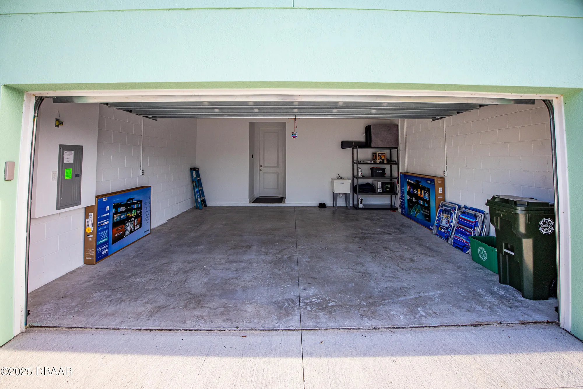 Property Slideshow image 30 of 103 | 148 gypsy palace ln, Daytona Beach, FL, 32124