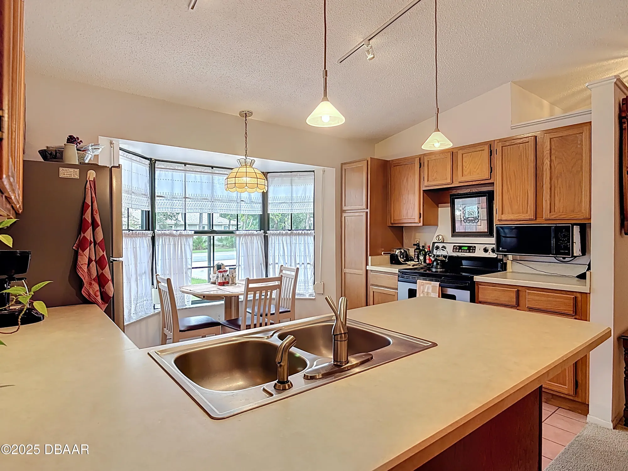 Property Slideshow image 14 of 60 | 109 crooked pine rd, Port Orange, FL, 32128