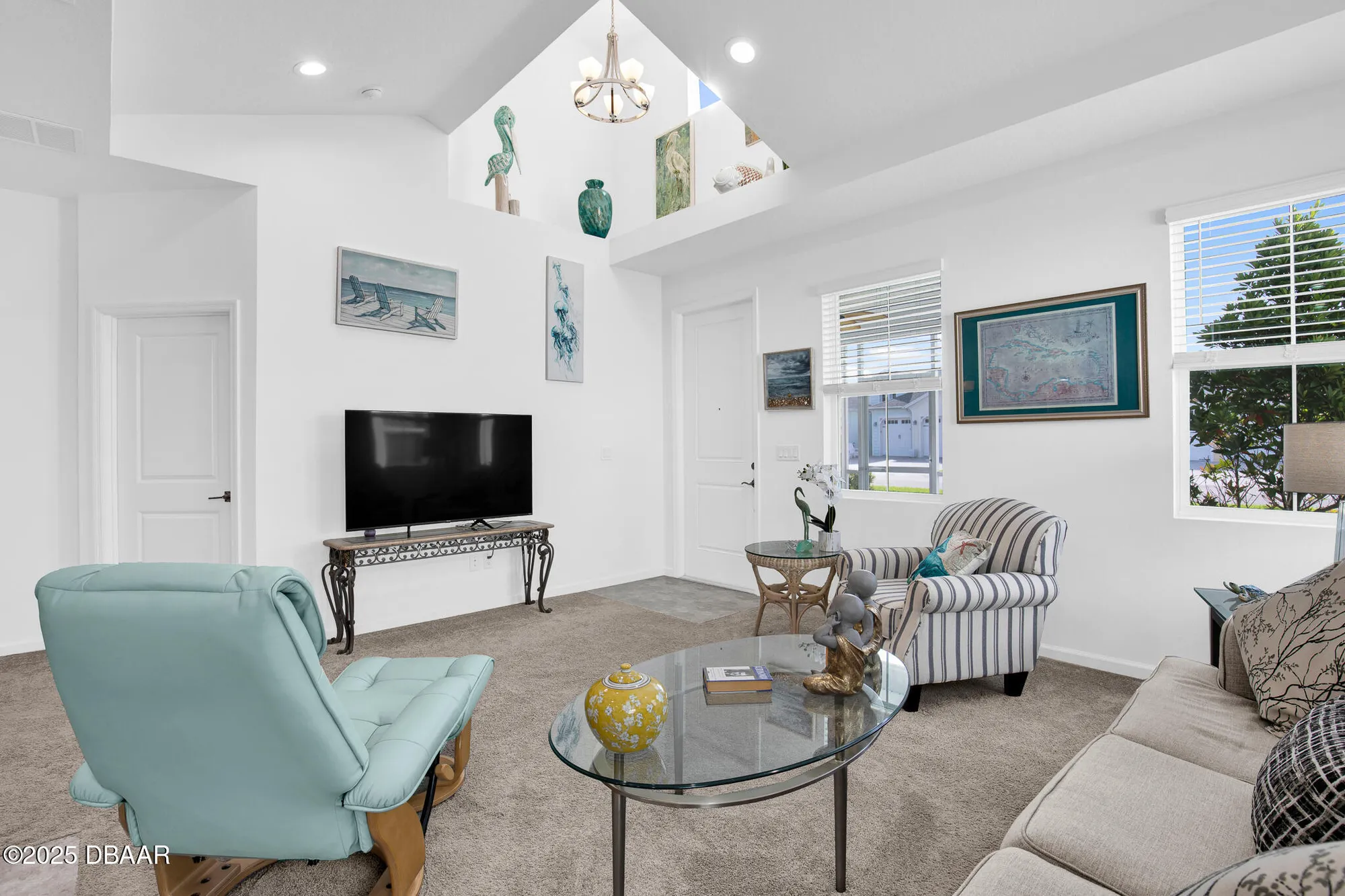 Property Slideshow image 10 of 31 | 307 cheeseburger dr, Daytona Beach, FL, 32124