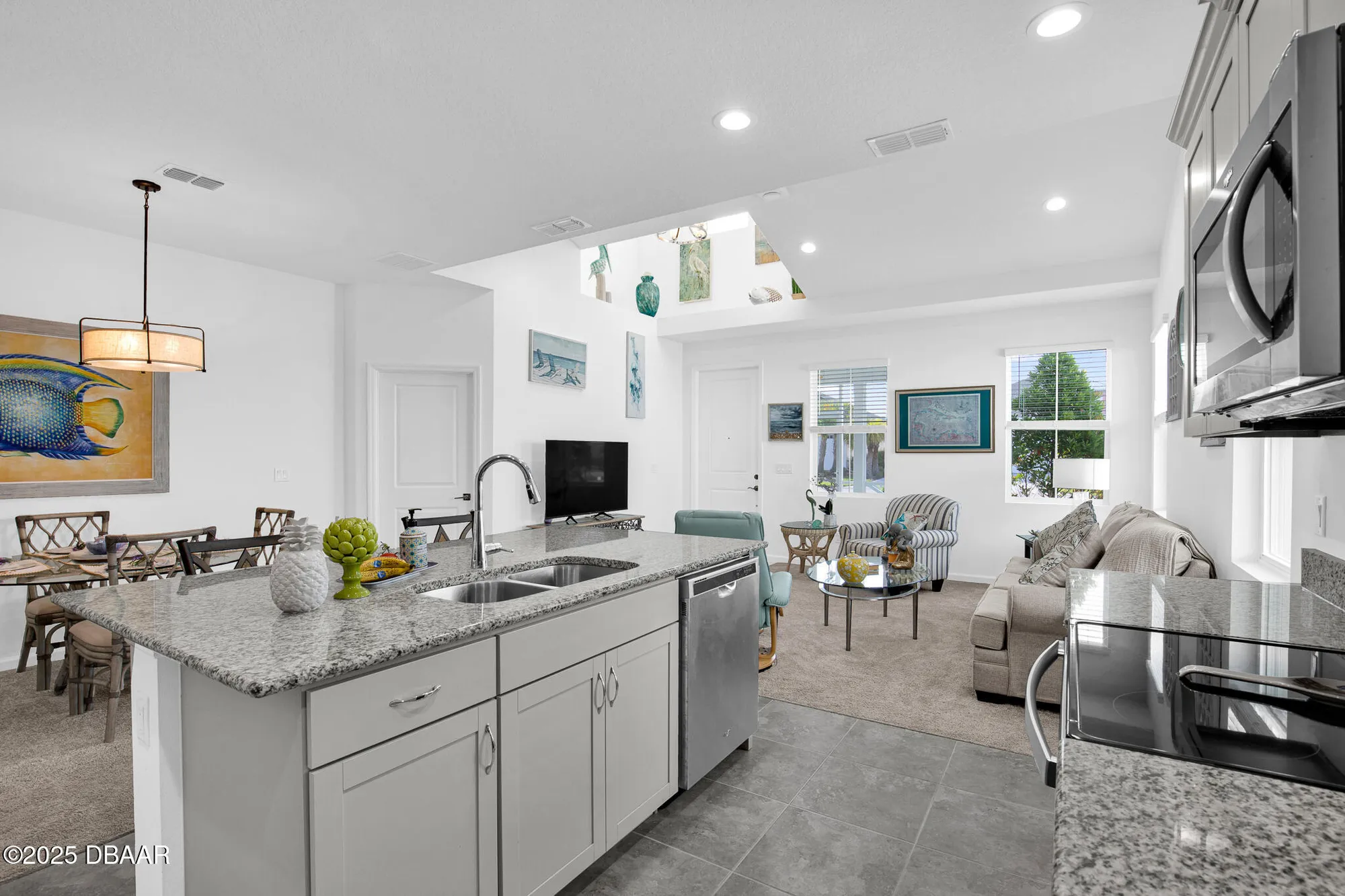 Property Slideshow image 14 of 31 | 307 cheeseburger dr, Daytona Beach, FL, 32124