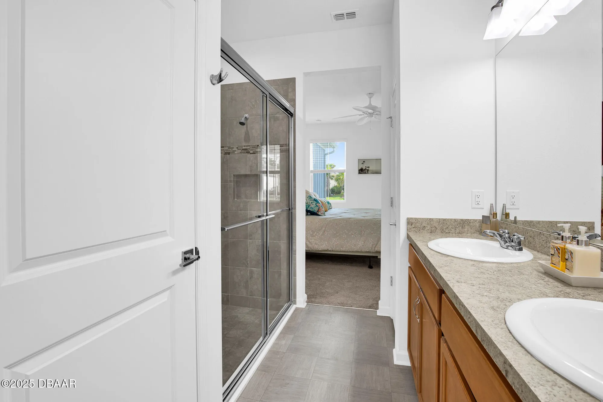 Property Slideshow image 23 of 31 | 307 cheeseburger dr, Daytona Beach, FL, 32124