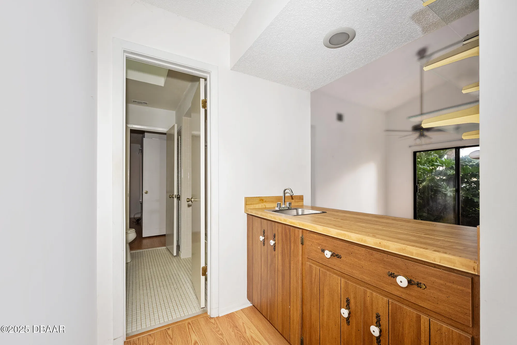 Property Slideshow image 17 of 40 | 517 brown pelican dr, Daytona Beach, FL, 32119