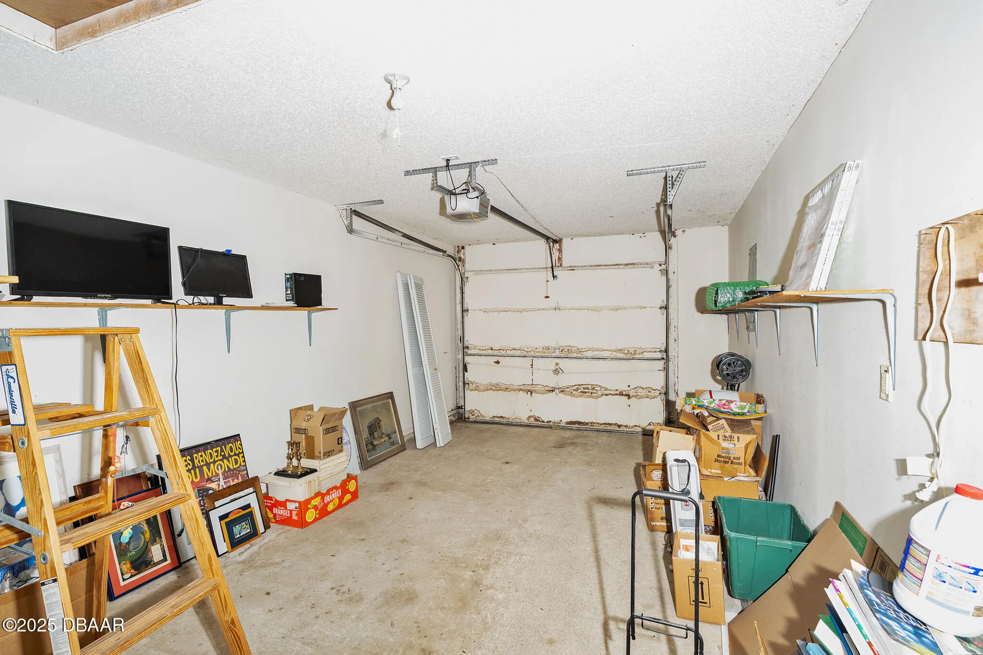 Property Slideshow image 27 of 40 | 517 brown pelican dr, Daytona Beach, FL, 32119