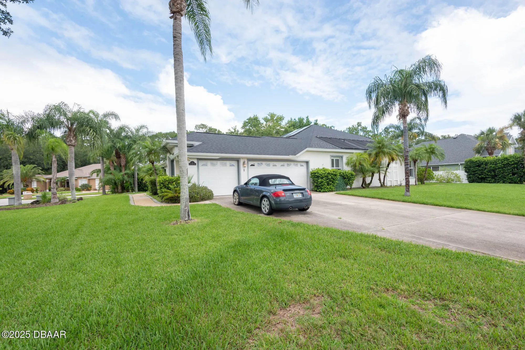 Property Slideshow image 9 of 87 | 2 creek bend way, Ormond Beach, FL, 32174
