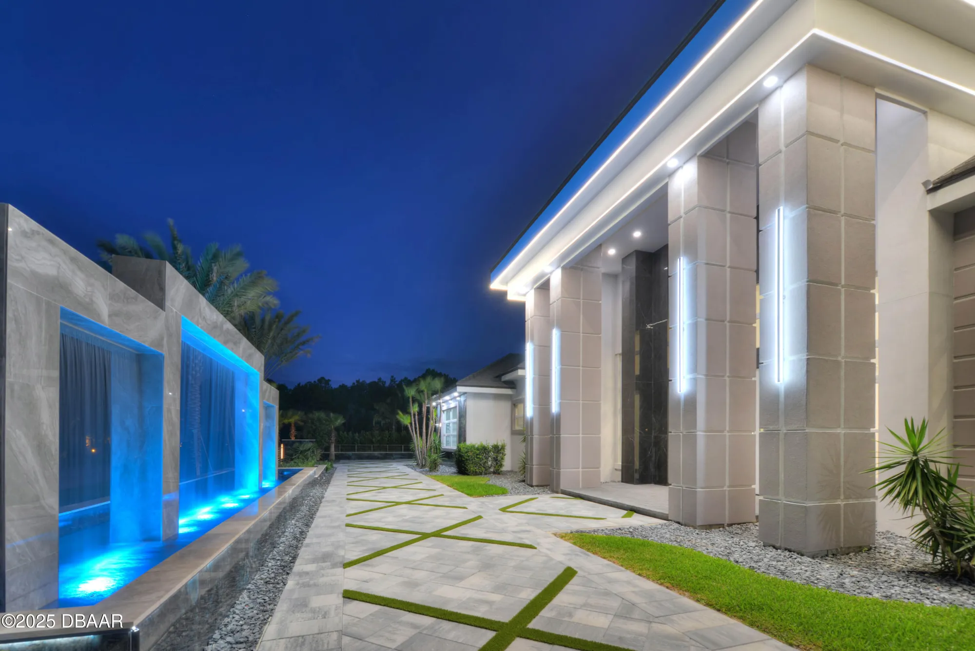 Property Slideshow image 2 of 62 | 420 wingspan dr, Ormond Beach, FL, 32174