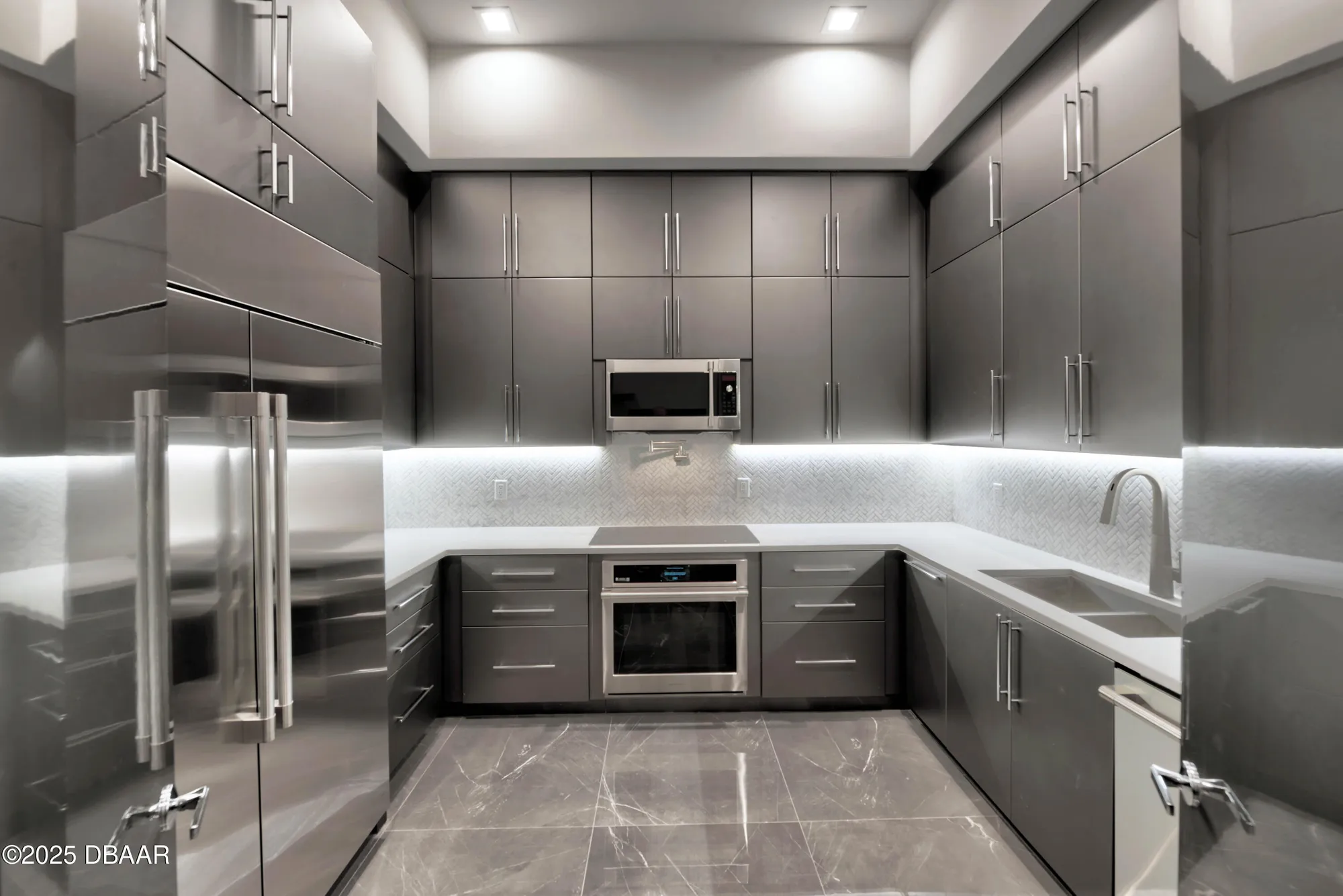 Property Slideshow image 11 of 62 | 420 wingspan dr, Ormond Beach, FL, 32174