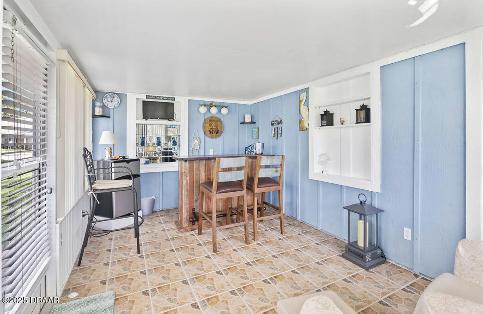 Property Slideshow image 8 of 31 | 156 kingbird cir 2120, Daytona Beach, FL, 32119