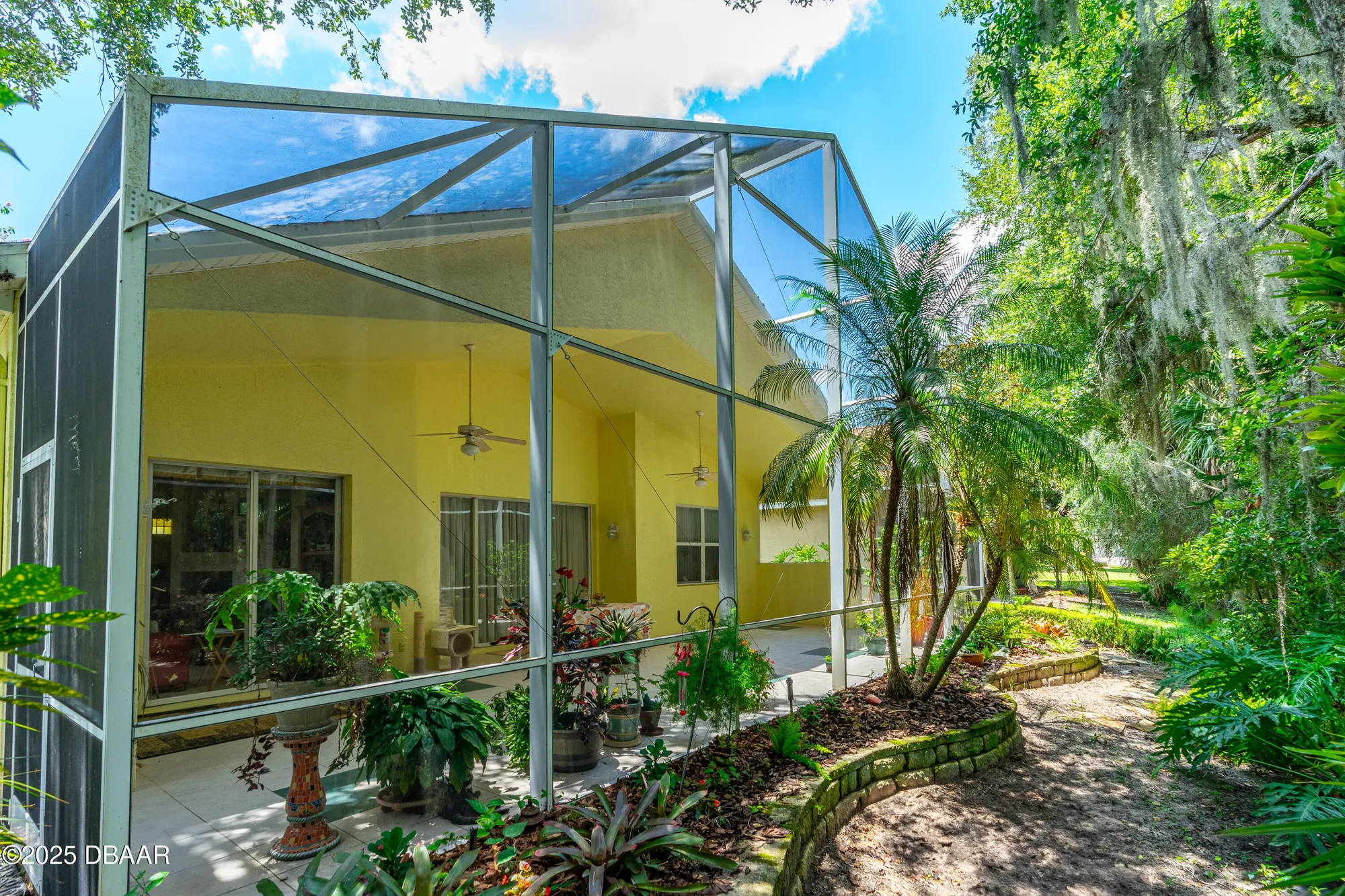 Property Slideshow image 6 of 40 | 3227 galty cir, Ormond Beach, FL, 32174