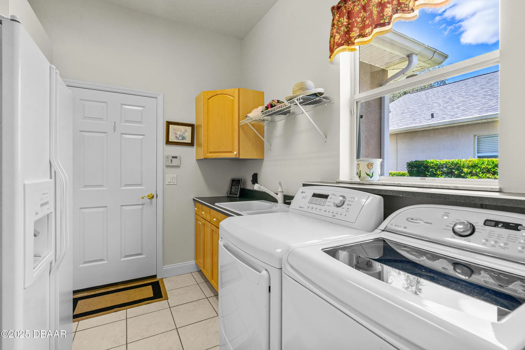 Property Slideshow image 12 of 44 | 3203 galty cir, Ormond Beach, FL, 32174