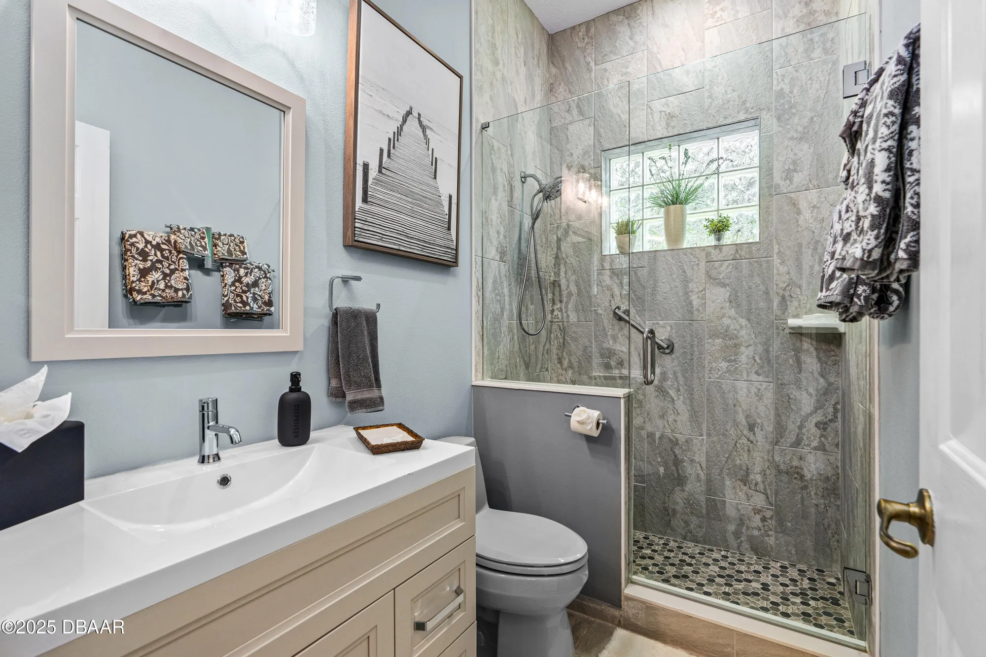 Property Slideshow image 6 of 44 | 3203 galty cir, Ormond Beach, FL, 32174