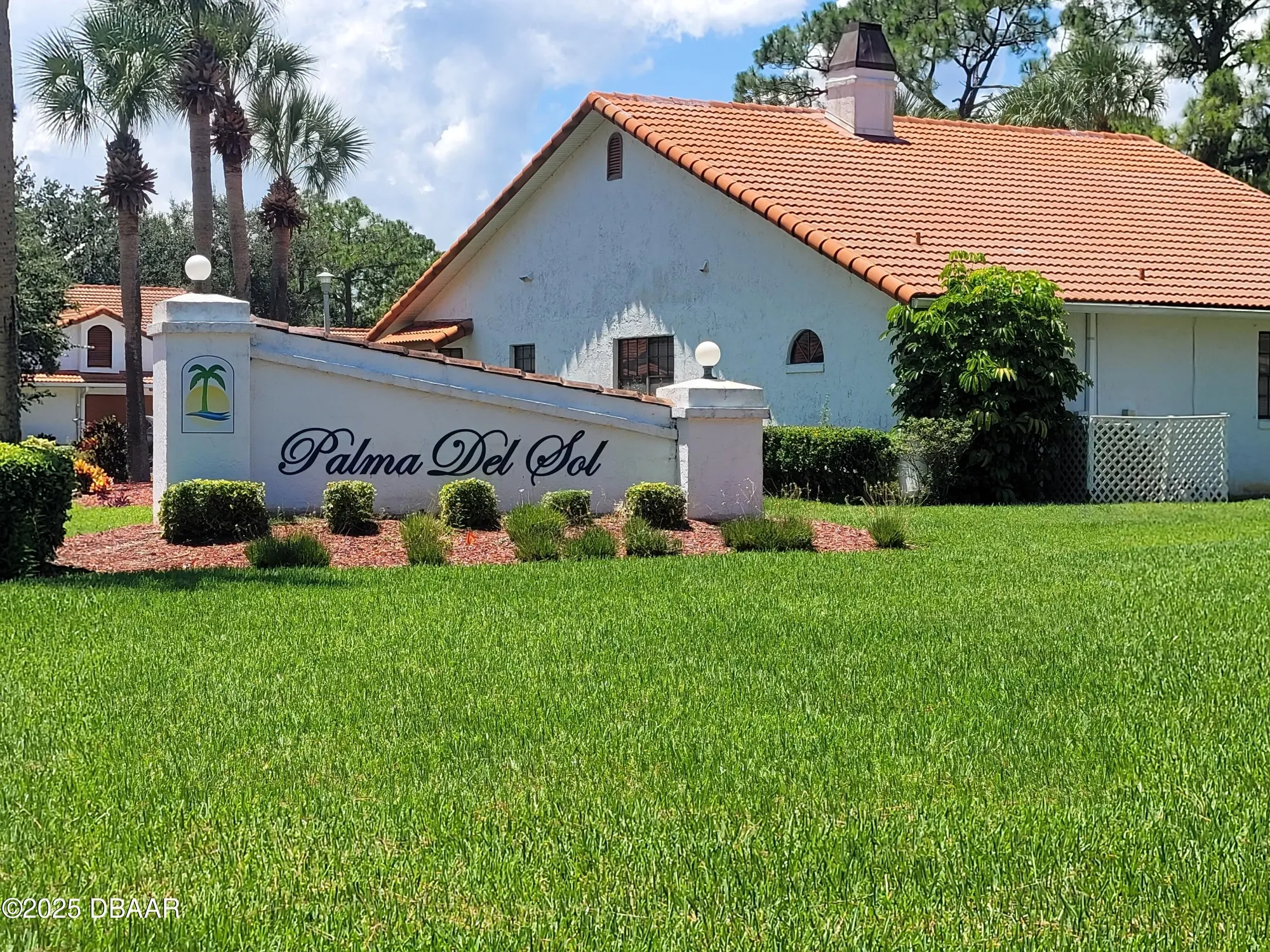 Property Slideshow image 2 of 44 | 108 marsh wren ct, Daytona Beach, FL, 32119