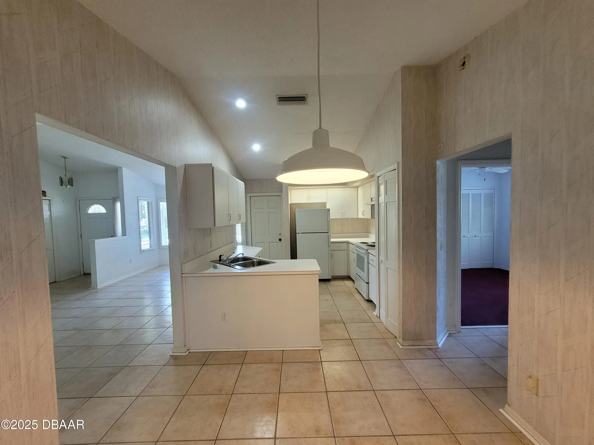 Property Slideshow image 15 of 44 | 108 marsh wren ct, Daytona Beach, FL, 32119