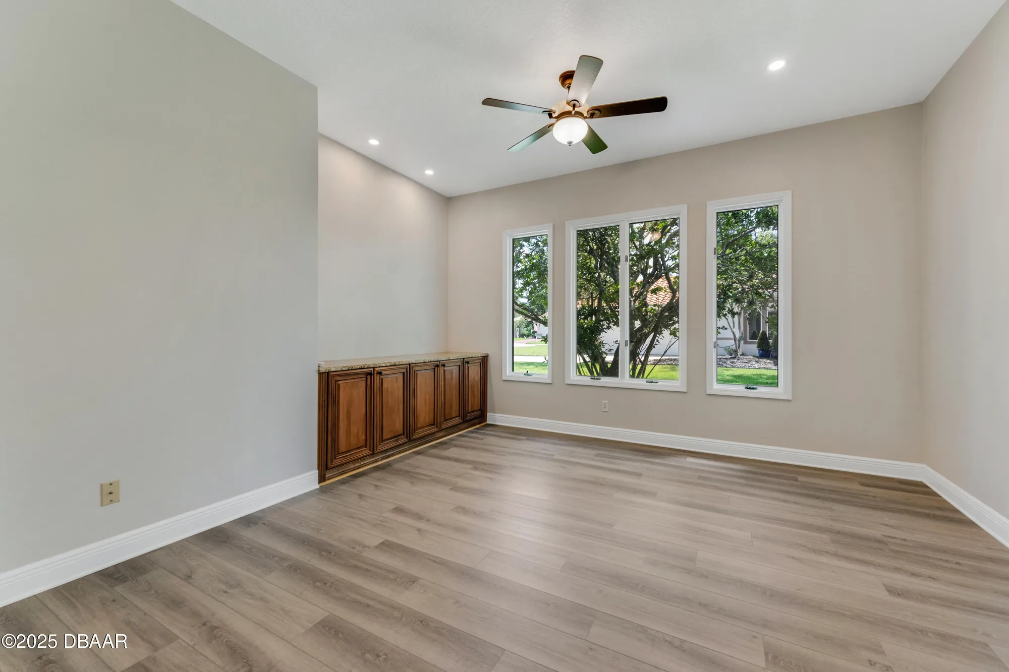 Property Slideshow image 4 of 70 | 402 long cove rd, Ormond Beach, FL, 32174