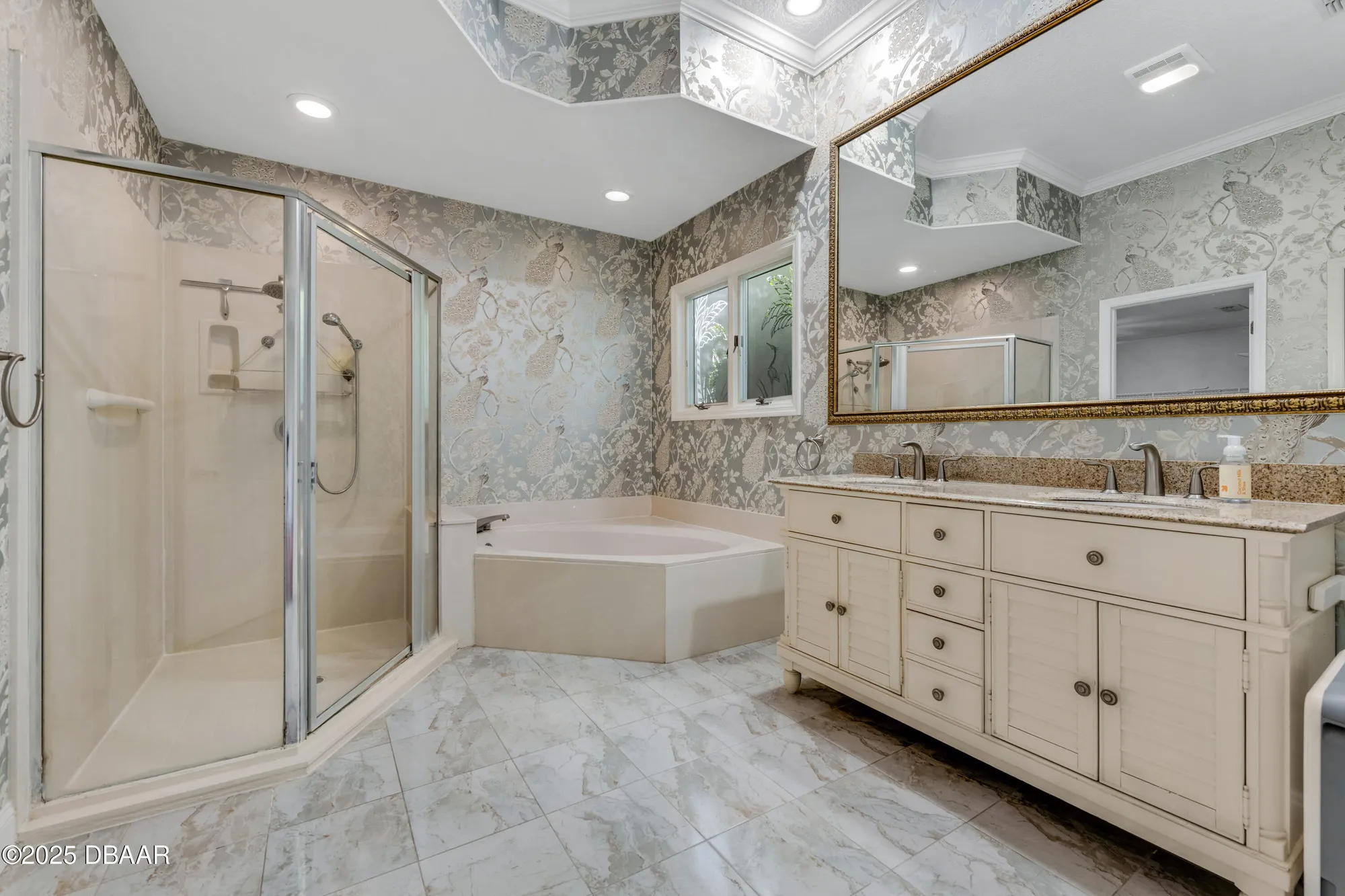 Property Slideshow image 14 of 70 | 402 long cove rd, Ormond Beach, FL, 32174